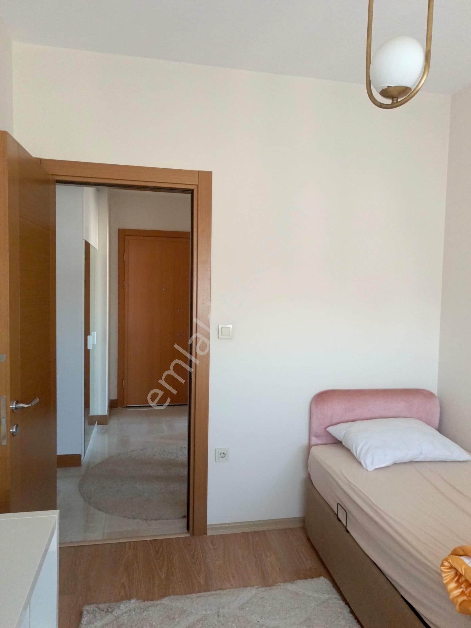 Marmaray Ve Metrobüs Çarprazında,3+1 Lüks Eşyalı,ebeveyn Banyolu - Görsel 19