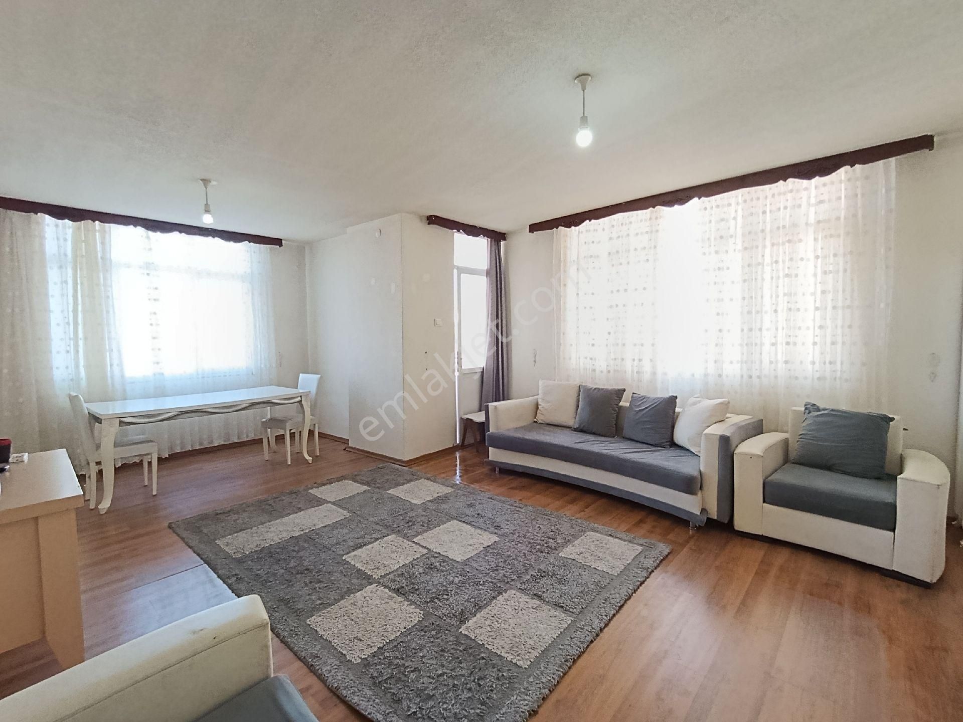 Beyaz Evler 2+1 Eşyalı Kiralık - Görsel 2