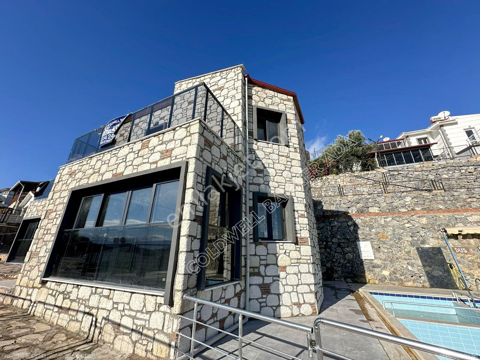 Kuşadasnda Popüler Lokasyonda Satılık Avantajlı Sıfır 3+1 Villa - Görsel 35