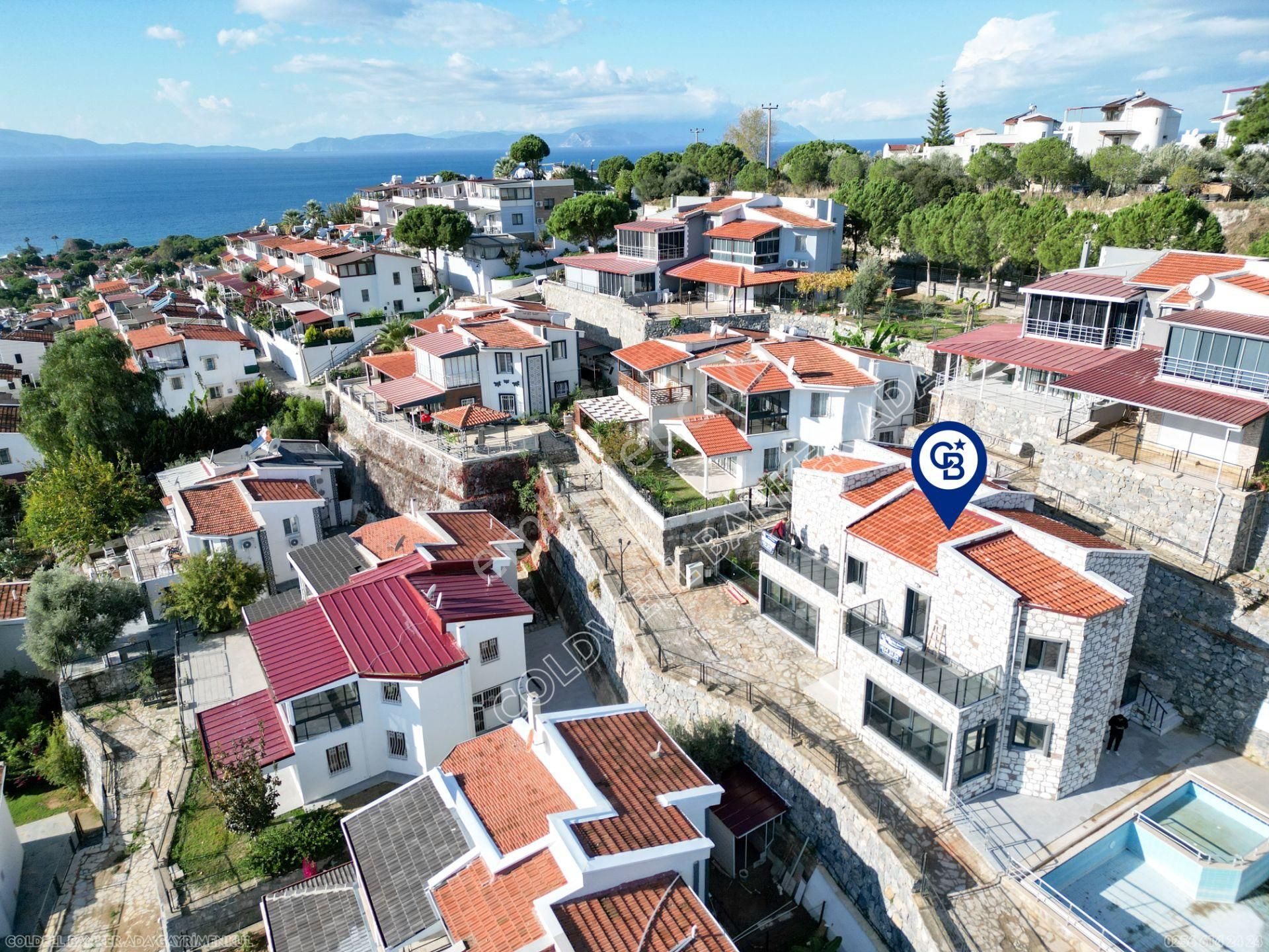 Kuşadasnda Popüler Lokasyonda Satılık Avantajlı Sıfır 3+1 Villa - Görsel 14