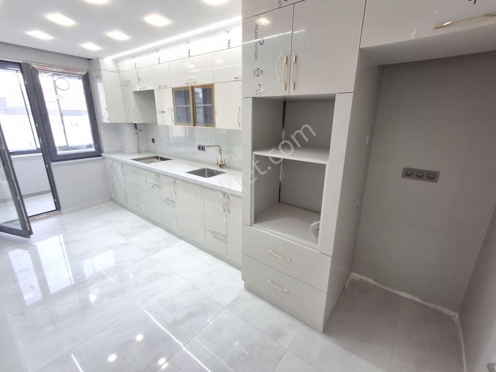!!yaşam'dan!! Sıfır Asansörlü Metro Yakını 2+1 115m² Lüks Daire - Görsel 18