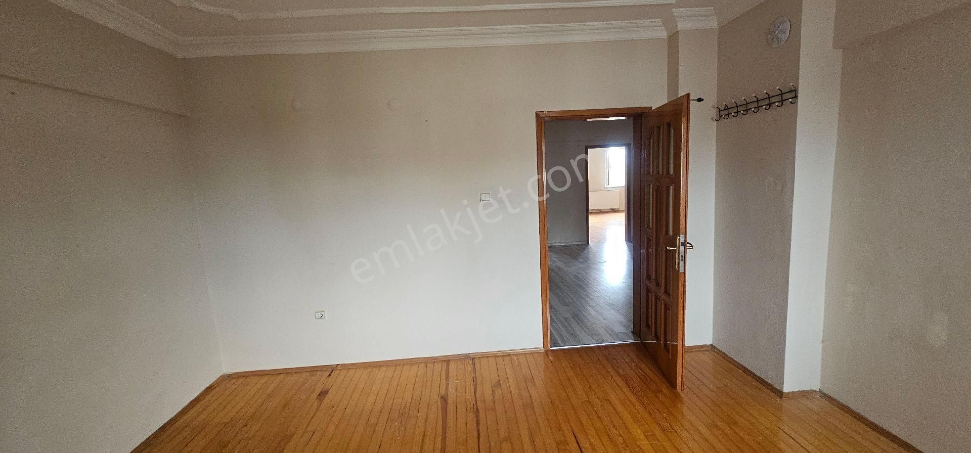 Gürsu İstiklal'de Kiralık 2+1 Geniş Daire.. - Görsel 11