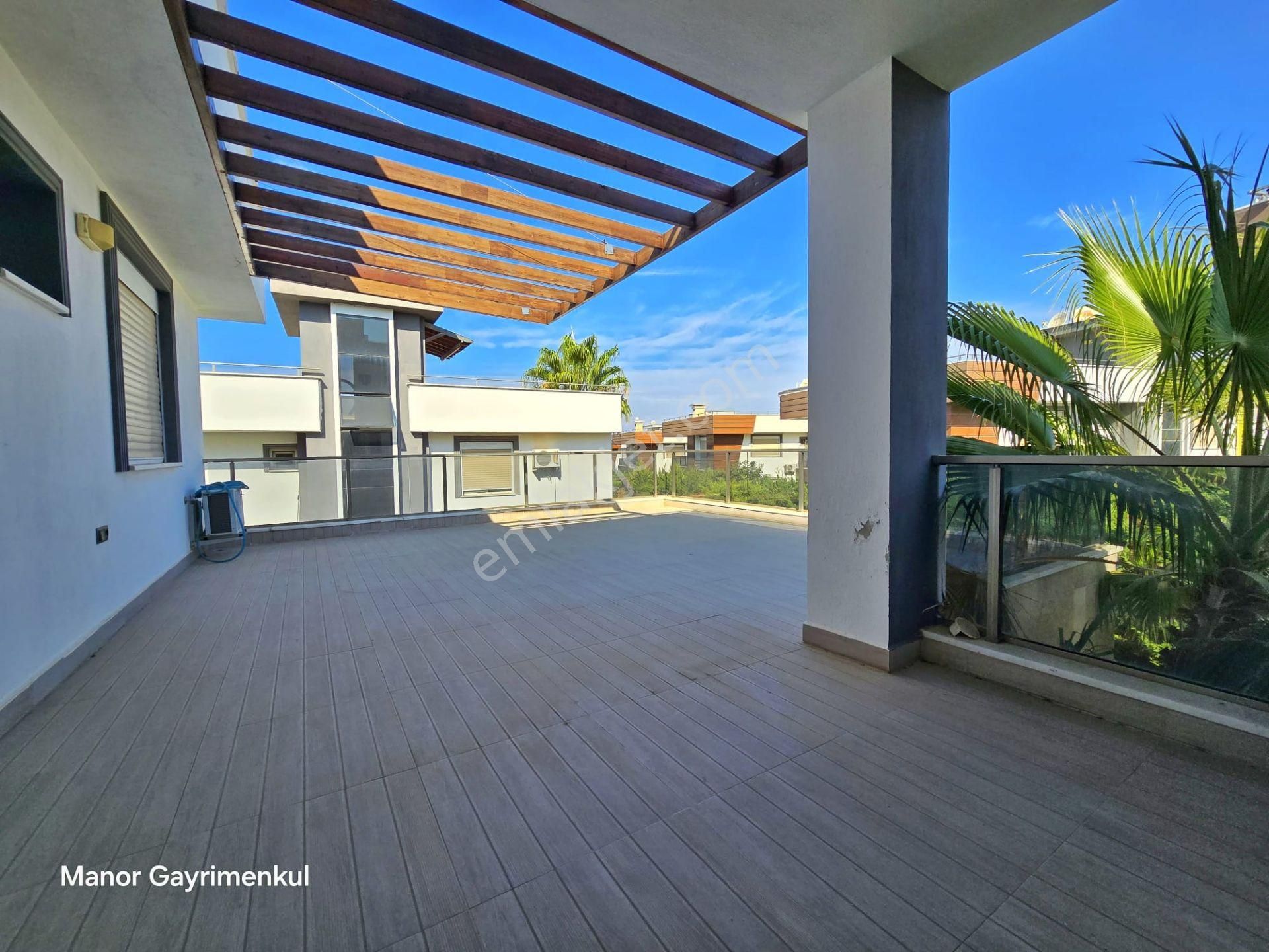 Kuşadası Kadınlar Denizinde Süperlüx 5+1 Özel Havuzlu Villa - Görsel 15