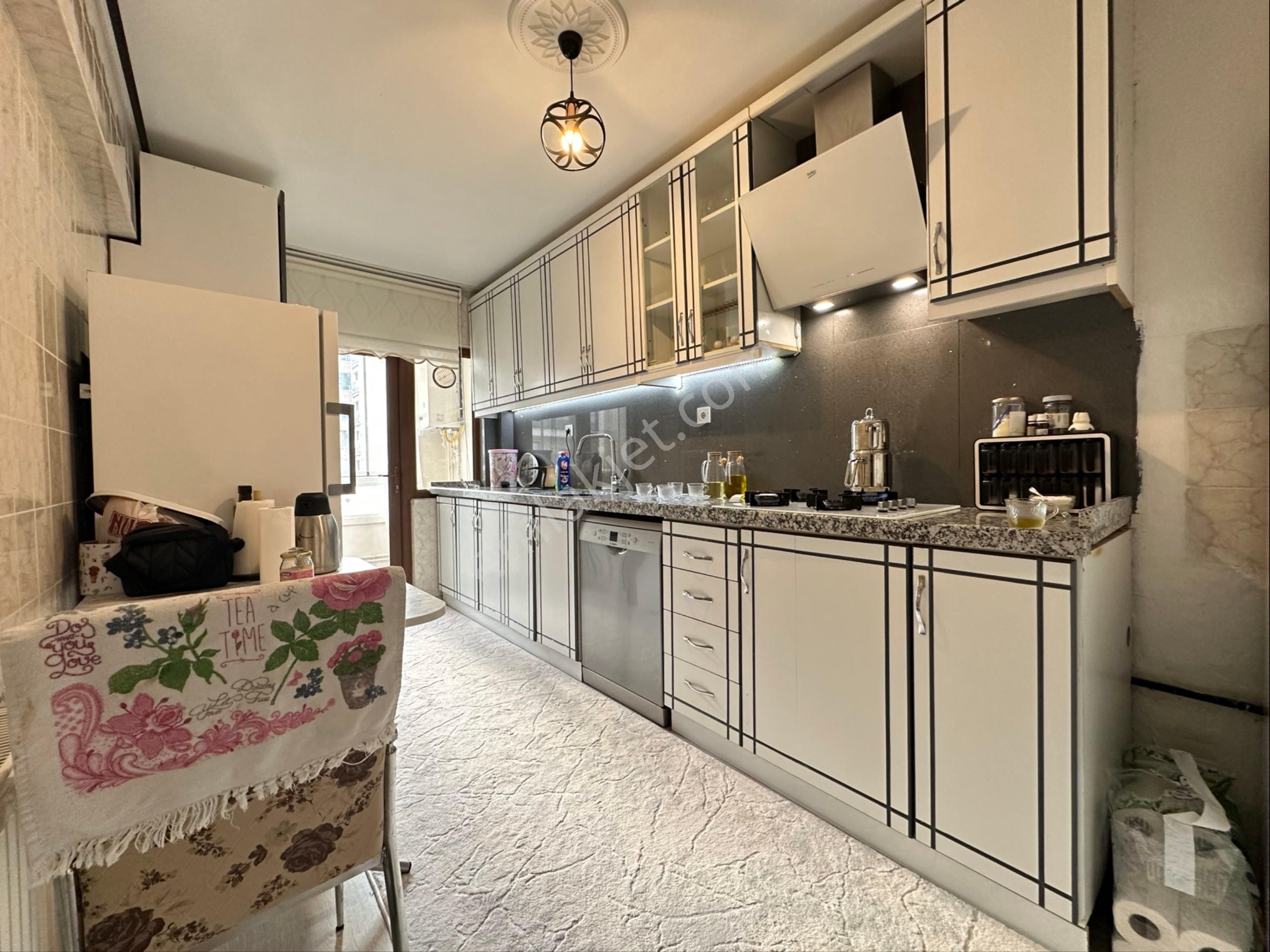 Duru Emlak'tan 3+1 Orta Kat Güney Cephe Full Yapılı Satılık Daire - Görsel 9