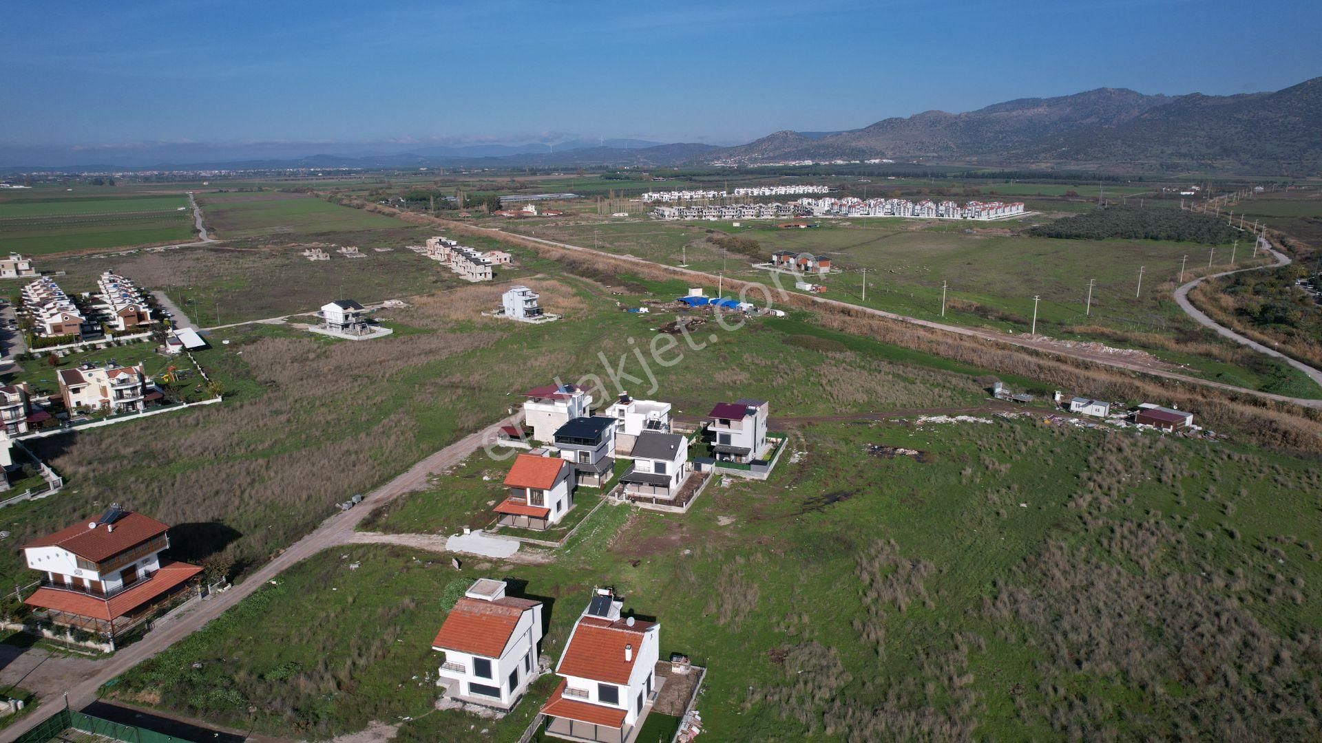 Dikilin Parlayan Bölgesi Salihler De 600 M2 İmarlı Arsa - Görsel 32