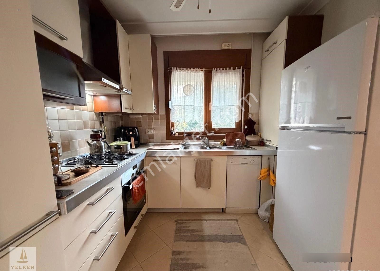 Suadiye Sahilde Yeşillikler İçerisinde 115m2 2+1 Balkonlu Fırsat - Görsel 14