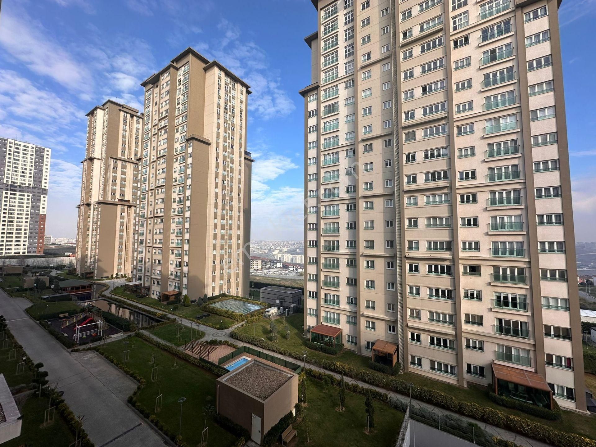 Bahçeşehir Avrupark'da Peyzaj Cephe Satılık 2+1