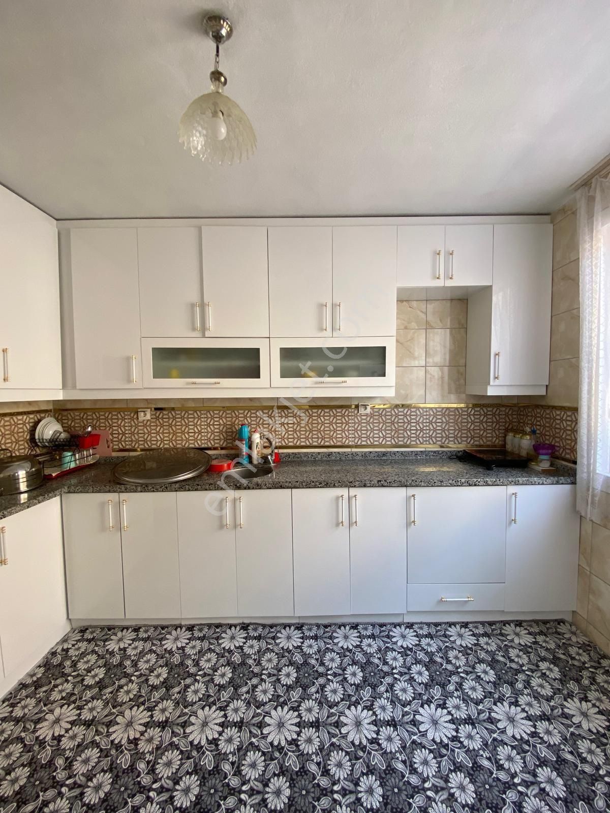 Yüreğir Levent Güzelevler’de Uygun Fiyata Satılık Müstakil Ev - Görsel 13