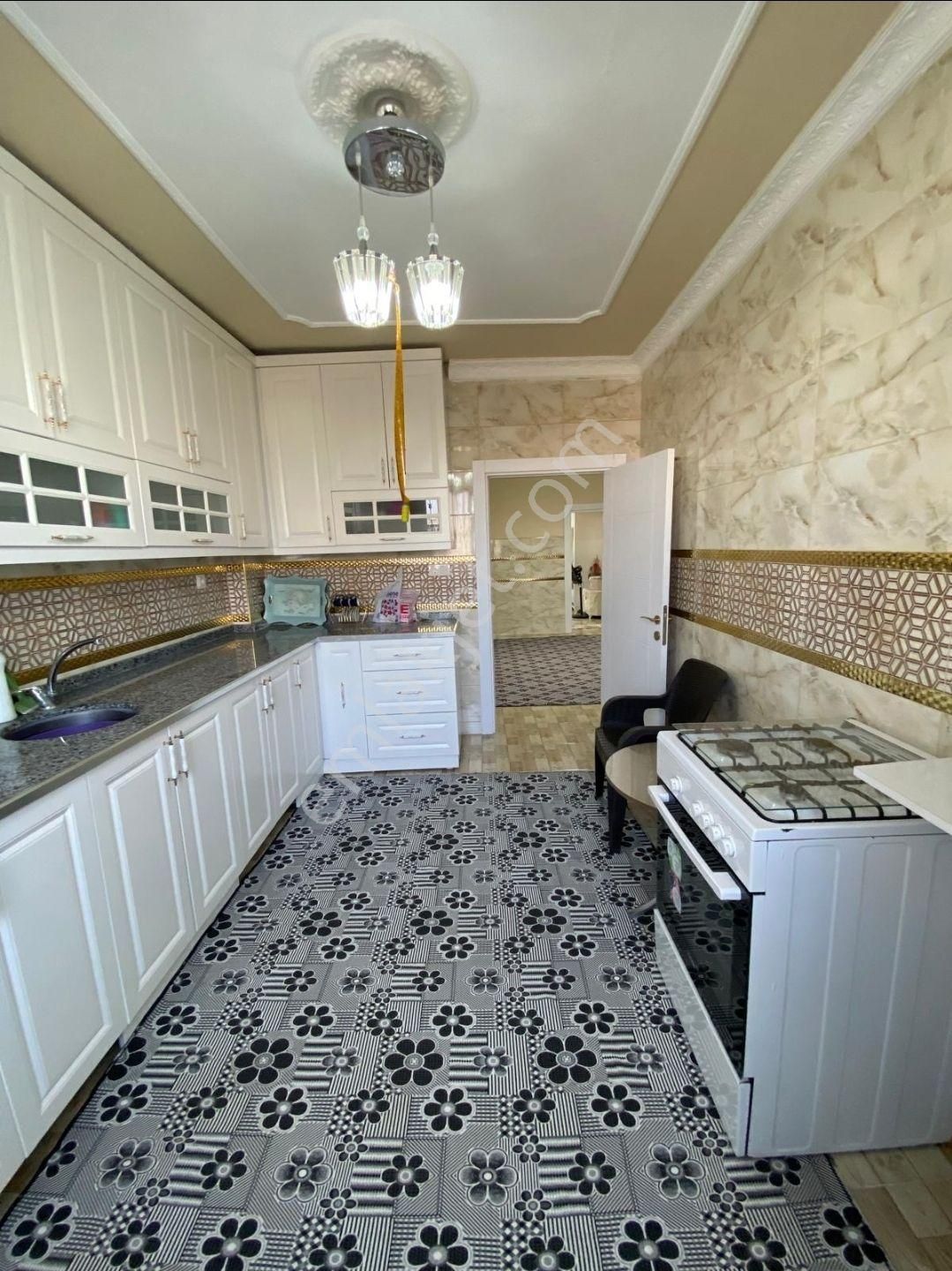 Yüreğir Levent Güzelevler’de Satılık 1,⁵ Katlı Müstakil Ev Yeni Yapı - Görsel 9