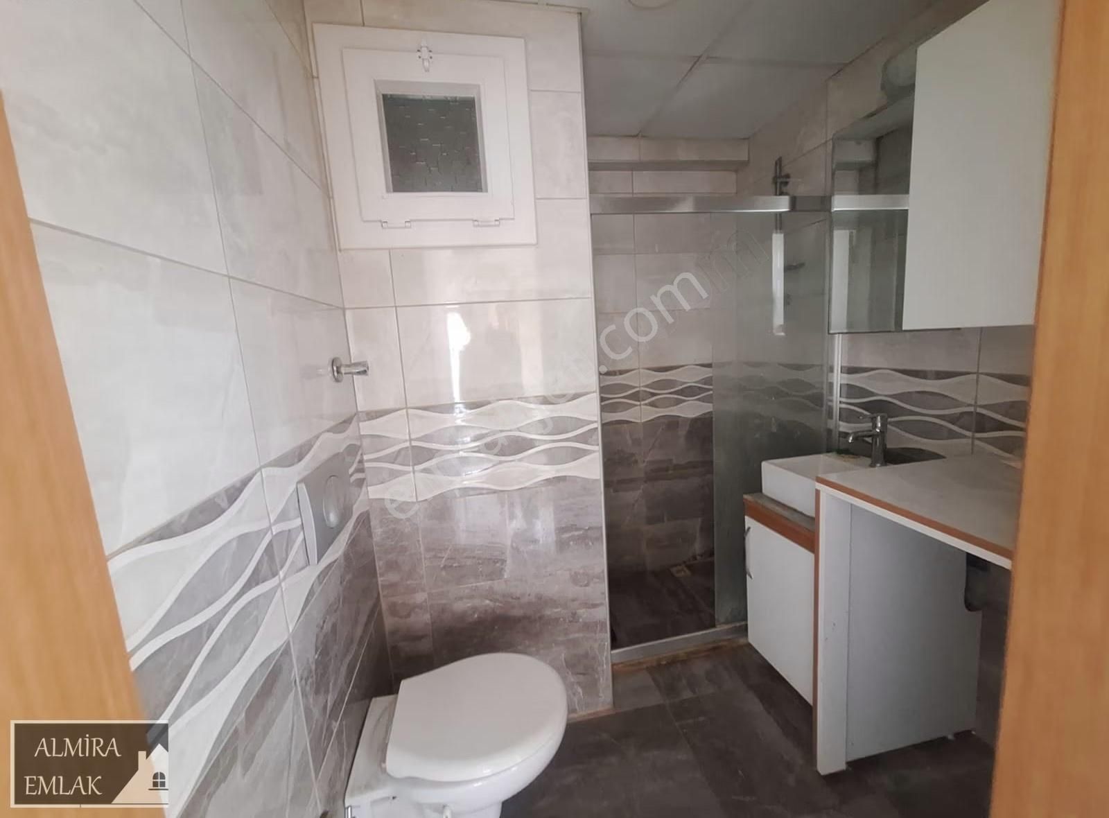 Bozyakada Yeni Binada 2+1 90m2 Asansörlü Arakat - Görsel 19