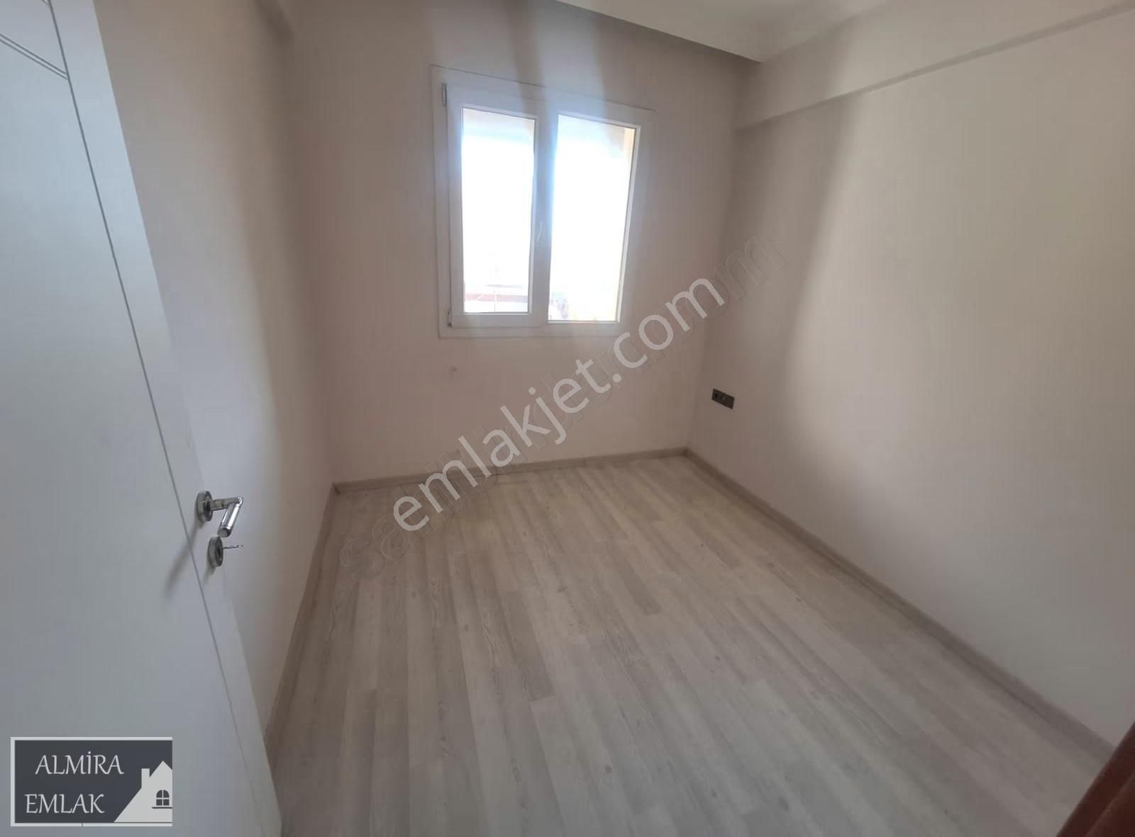 Bozyakada Yeni Binada 2+1 90m2 Asansörlü Arakat - Görsel 22