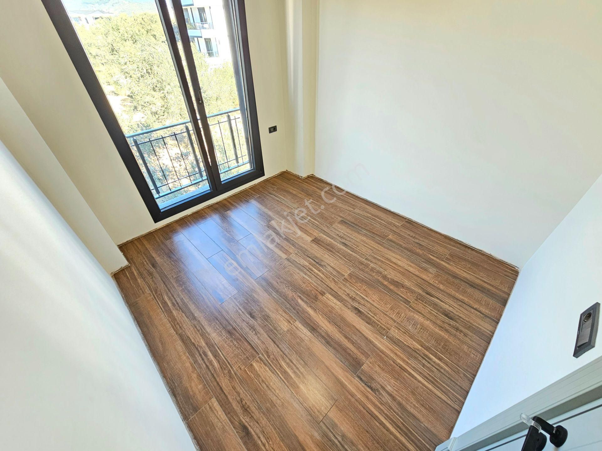 ▶ ▶ Akçay Körfez'den Her Detayı Düşünülmüş Ultra Lüx Sıfır 5+1 Villa - Görsel 29