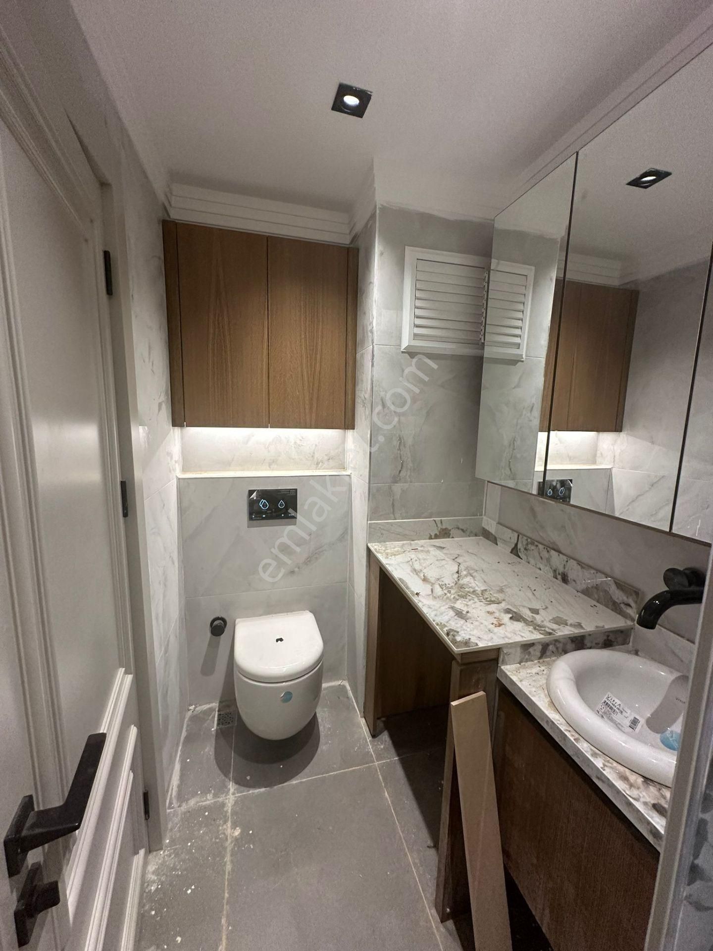 Lara Güzelobada Denize Ve Caddeye 200 Metre Mesafede Ultra Lüks Akıllı Ev - Görsel 19