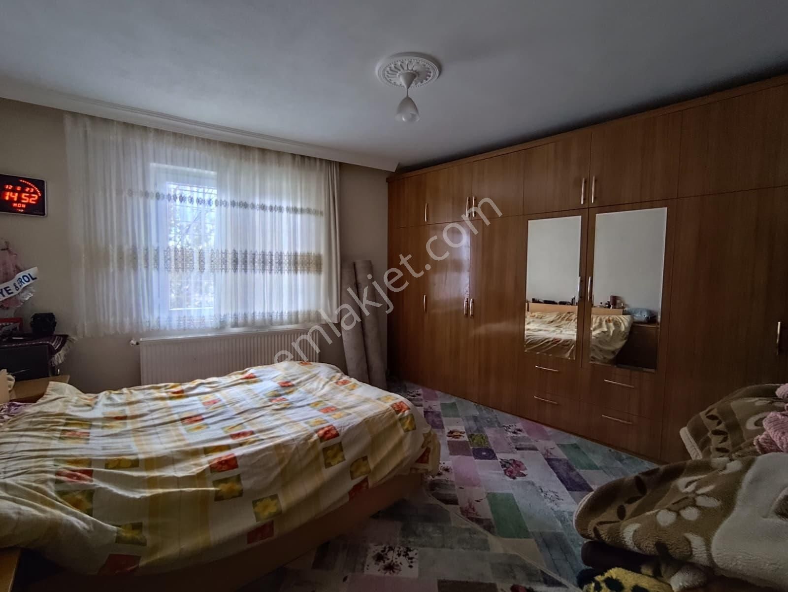 Elfi Den Bigadiç Kayırlar Mah. Satılık Çiftlik - Görsel 11