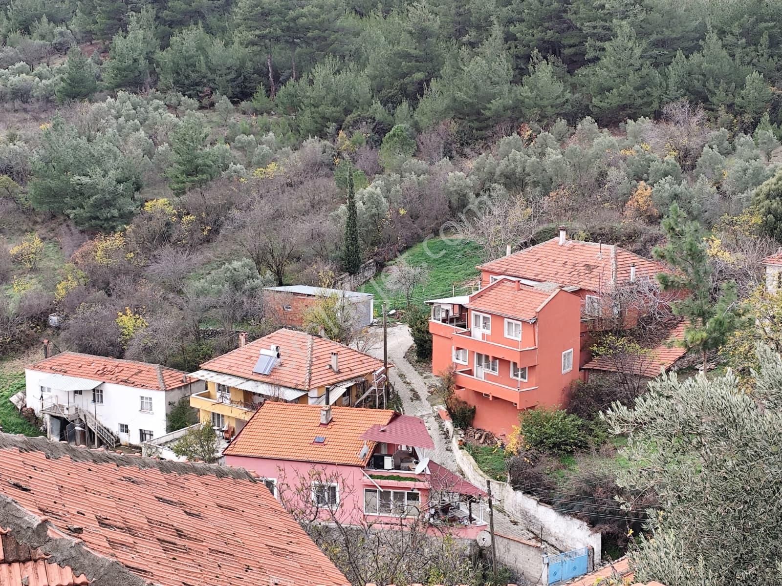 Elfi Den Bigadiç Kayırlar Mah. Satılık Çiftlik