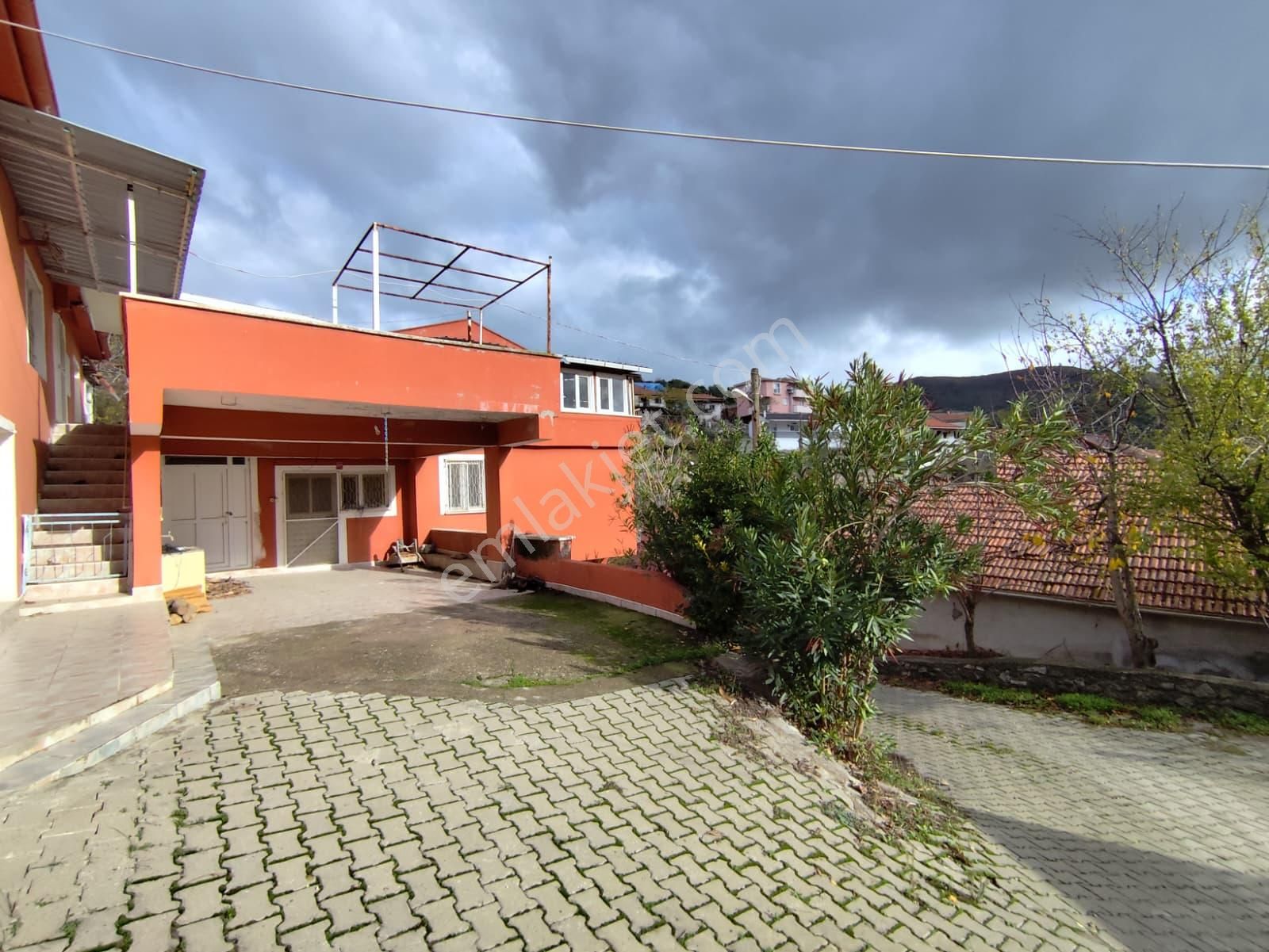 Elfi Den Bigadiç Kayırlar Mah. Satılık Çiftlik - Görsel 8