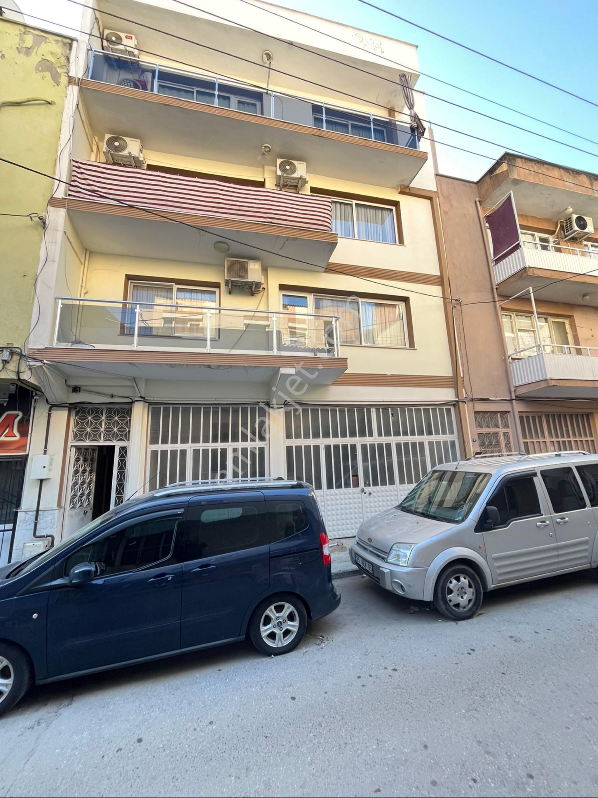 İzmir Karabağlar Mah. 2+1 Satılık Bakımlı Ve Doğalgazlı Daire - Görsel 24