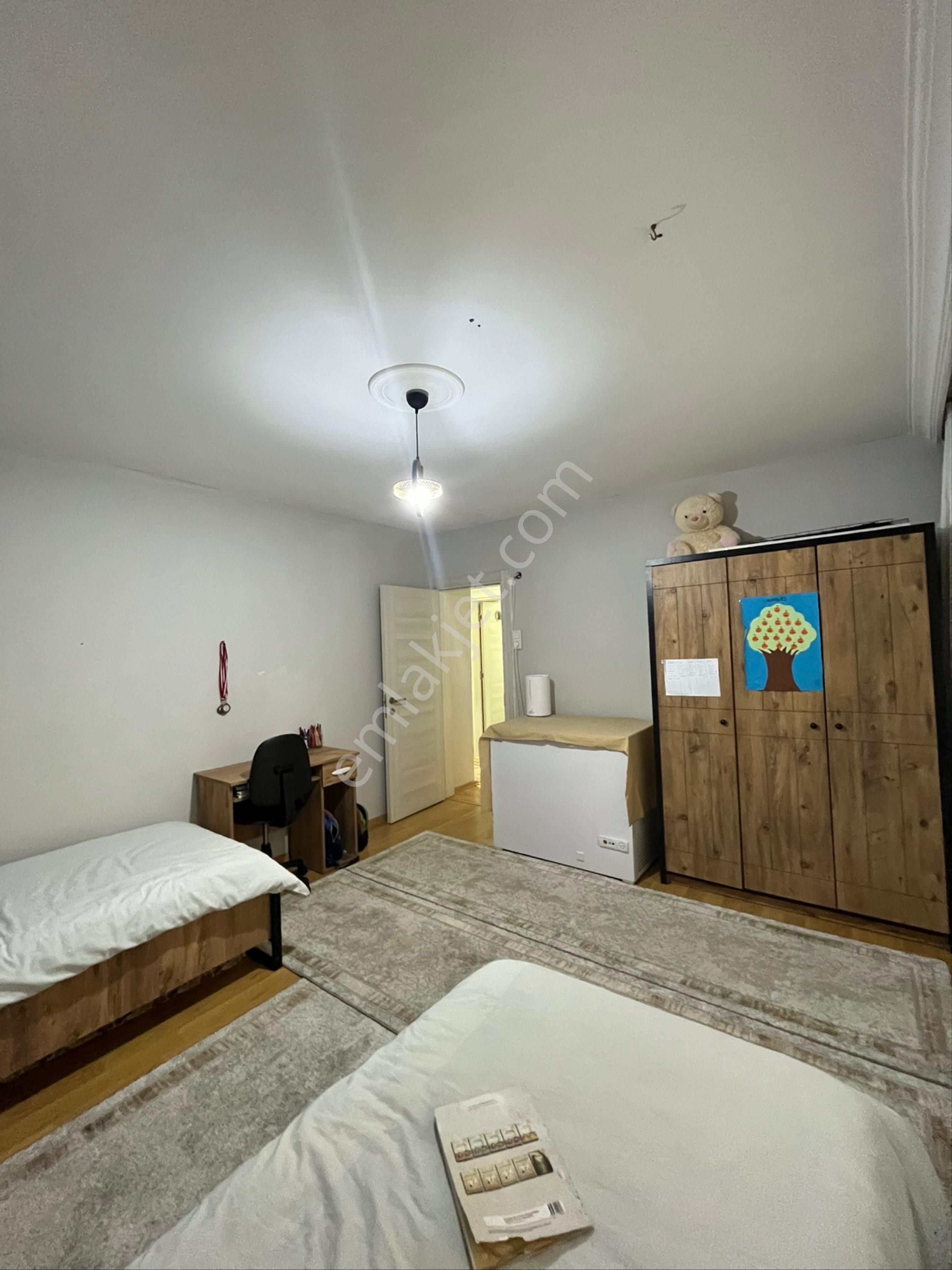 İzmir Karabağlar Mah. 2+1 Satılık Bakımlı Ve Doğalgazlı Daire - Görsel 15
