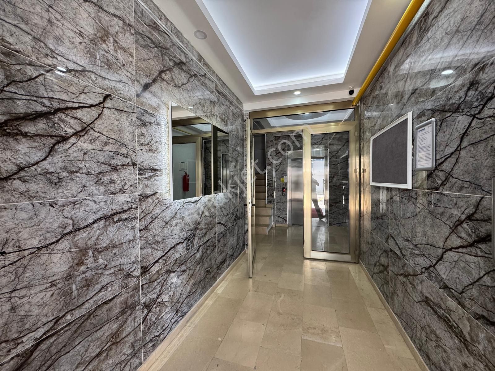100. Yıl Mahallesinde 3+1 Geniş Ferah Site İçinde 140 M2 Daire - Görsel 34