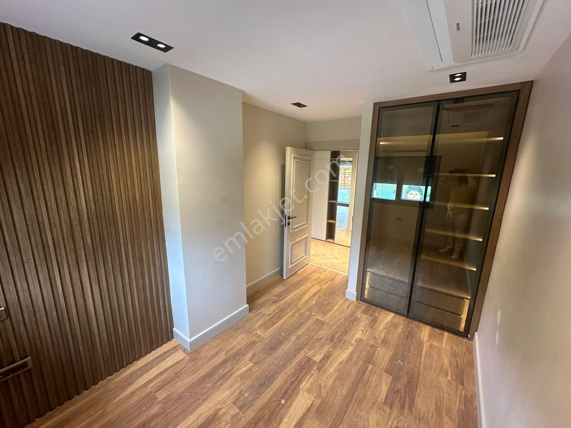 Lara Güzelobada Denize Ve Caddeye 200 Metre Mesafede Ultra Lüks Akıllı Ev - Görsel 26