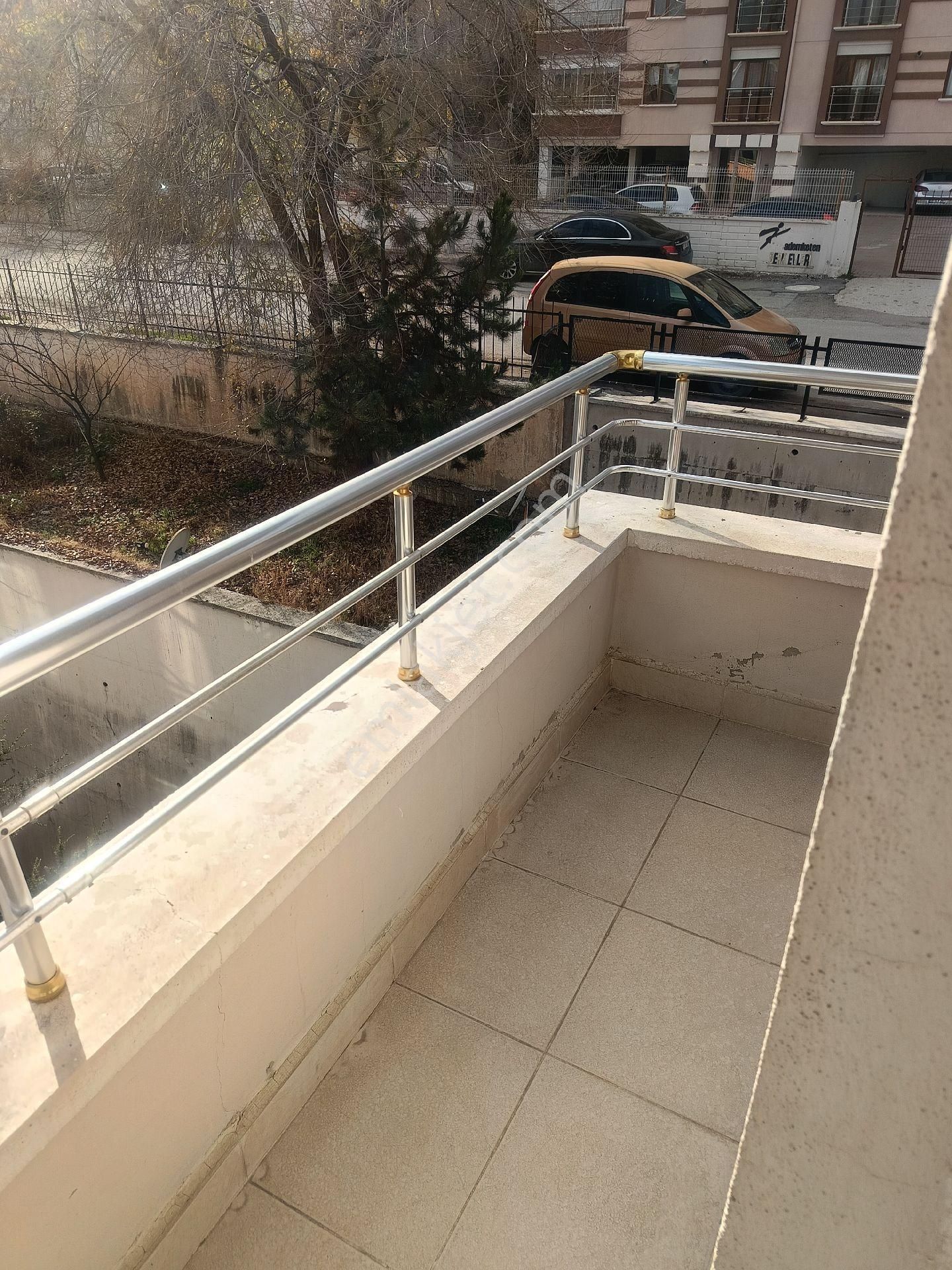 Toprak Emlak'tan Ank Keçiören 19 Mayıs Günsazak Caddesinde 5+1 Dublex Daire - Görsel 11