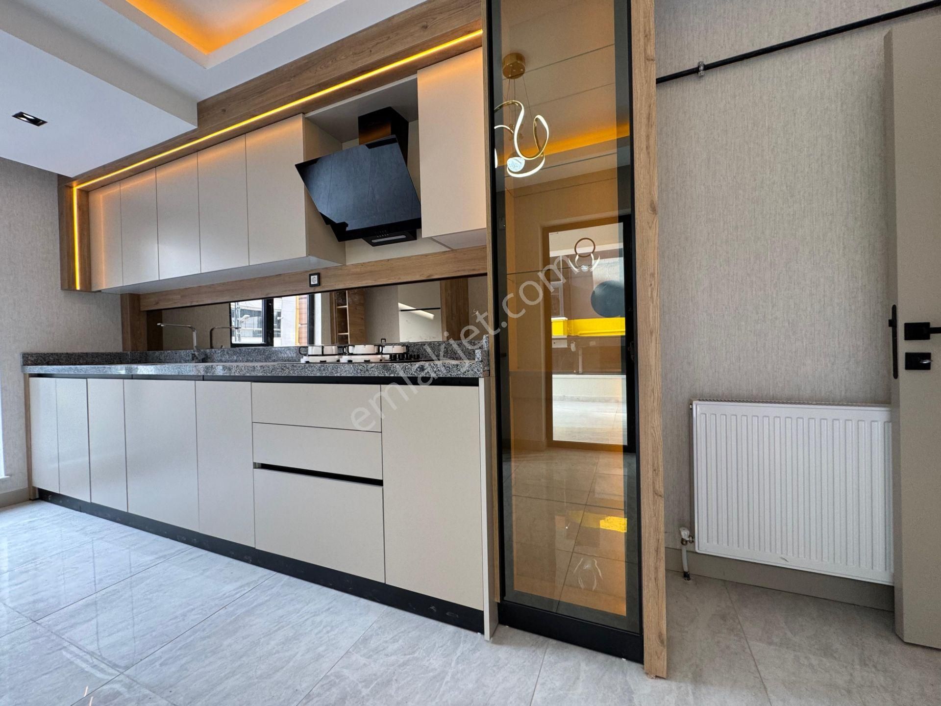 Yenikent Menderes Mah. Ultra Lüx Yapılı Sıfır 3+1 Satılık Daire - Görsel 3