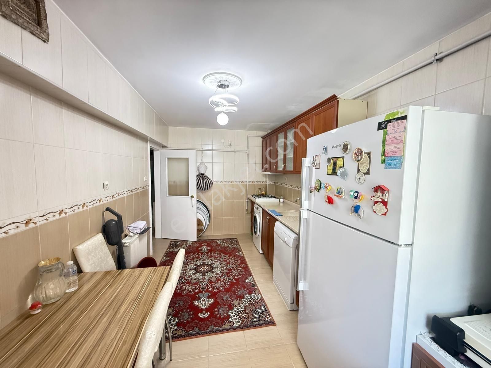 H.gazi Göbekte Köypark Yanında 3+1 Yüksek Kot Altında 2 Kat Daire Var - Görsel 4