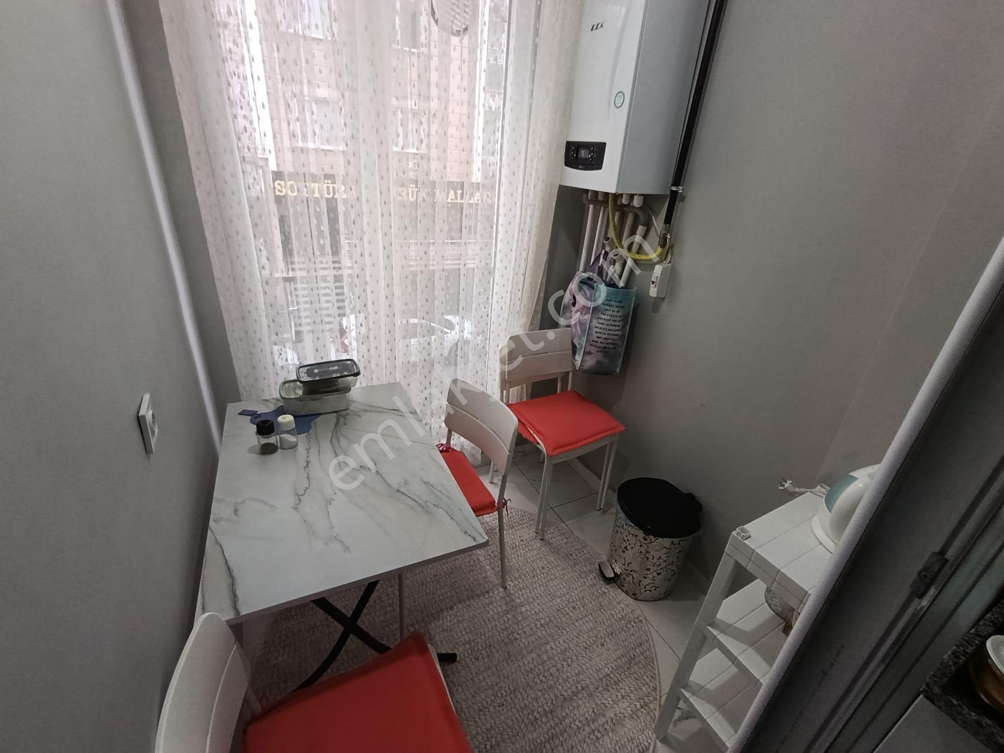 Tülin Caddesinde - Karanlık Odasız - Ön Cephe - Iskanlı - Asansörlü-2+1-80m² - Görsel 31