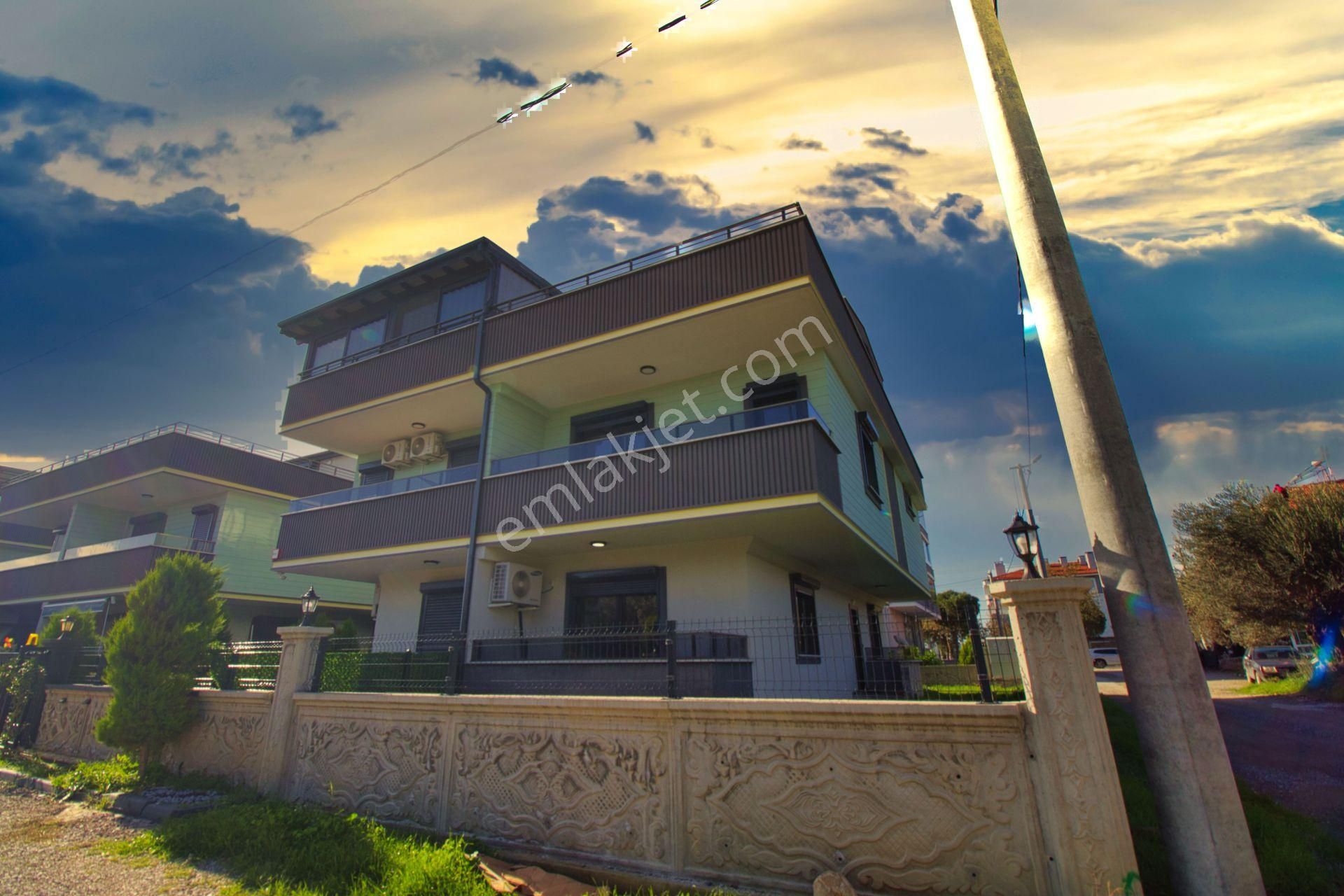 🛑🛑aktif'ten Zeytinlide Satılık Doğa Manzaralı Çift Mutfaklı 4+1 Lüx Müstakil Ev