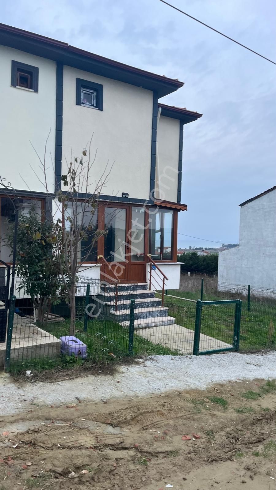 Haydar Emlaktan Yenicede 179 M2 Arsa İçinde Dubleks 3 Yaşında Villa - Görsel 9