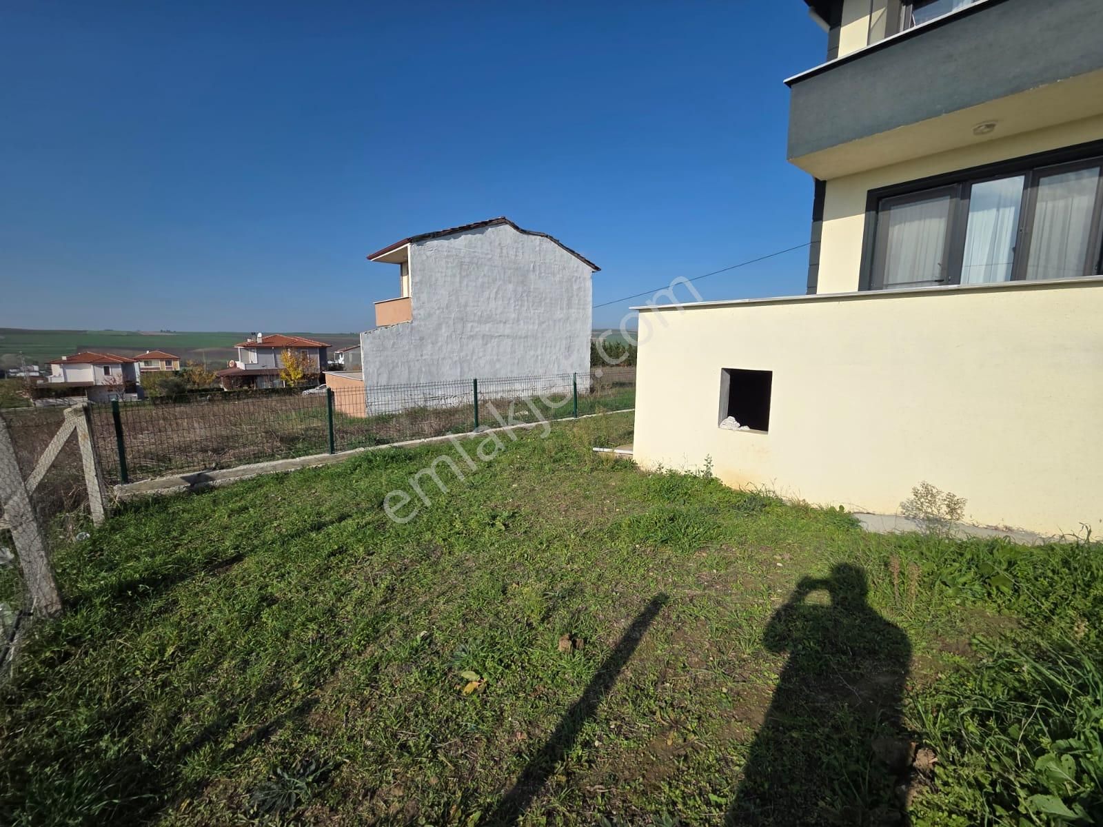 Haydar Emlaktan Yenicede 179 M2 Arsa İçinde Dubleks 3 Yaşında Villa - Görsel 2