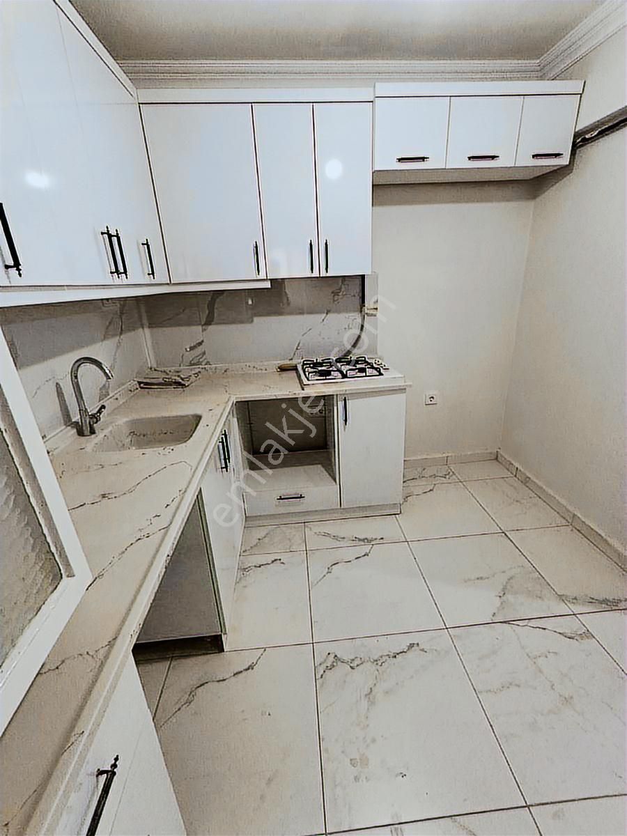 İçi Yapılı Altıparmak Hocahasan 3+1 115m² Arakat Çift Balkon - Görsel 2