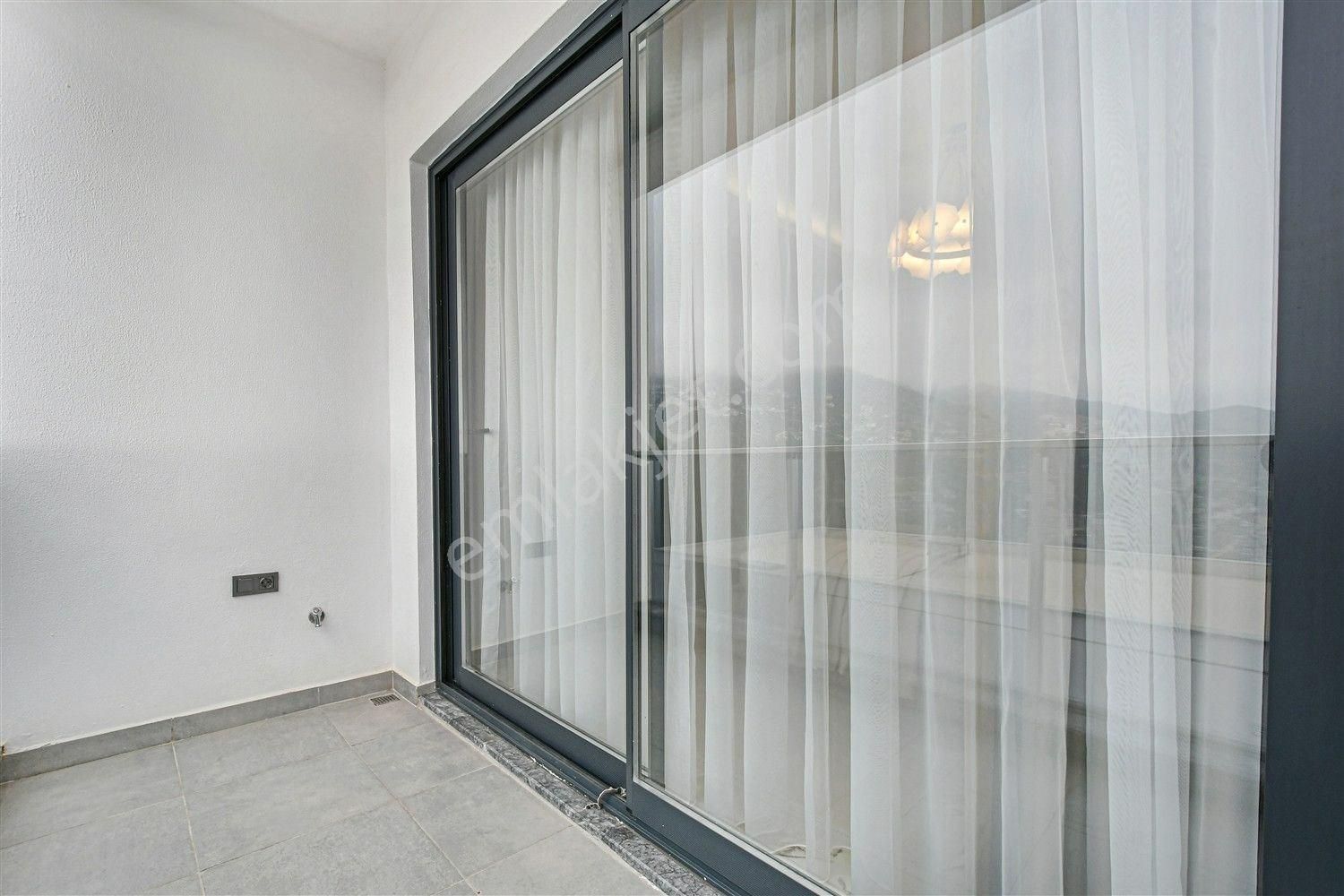 Alanya Bektaş’ta Panoramik Manzaralı 3+1 Lüks Daire - Görsel 32