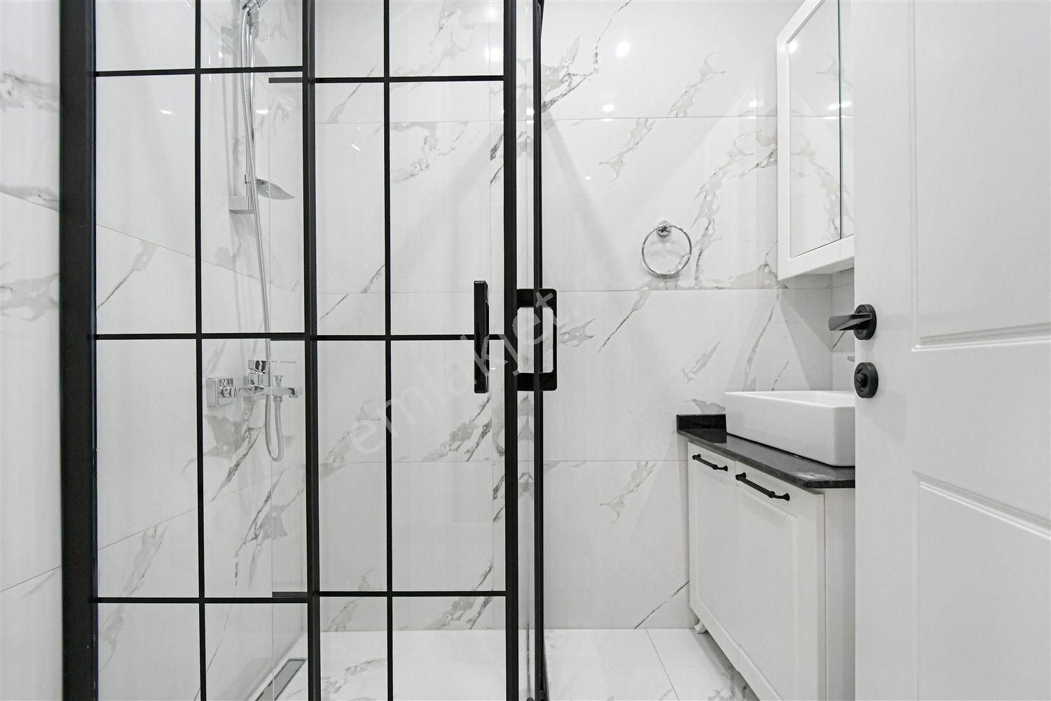 Alanya Bektaş’ta Panoramik Manzaralı 3+1 Lüks Daire - Görsel 33