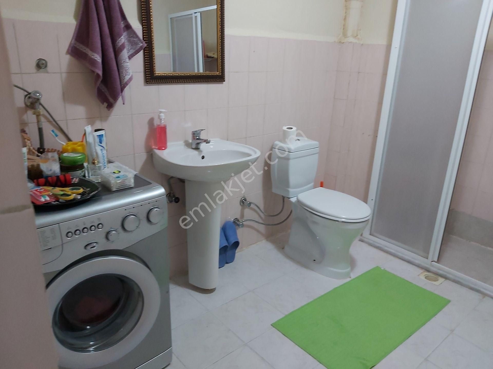 Bahçelievler Basın Sitesi Yakını 29 Yaşında 2+1 90m2 4.kat Asansörlü Kredili - Görsel 12