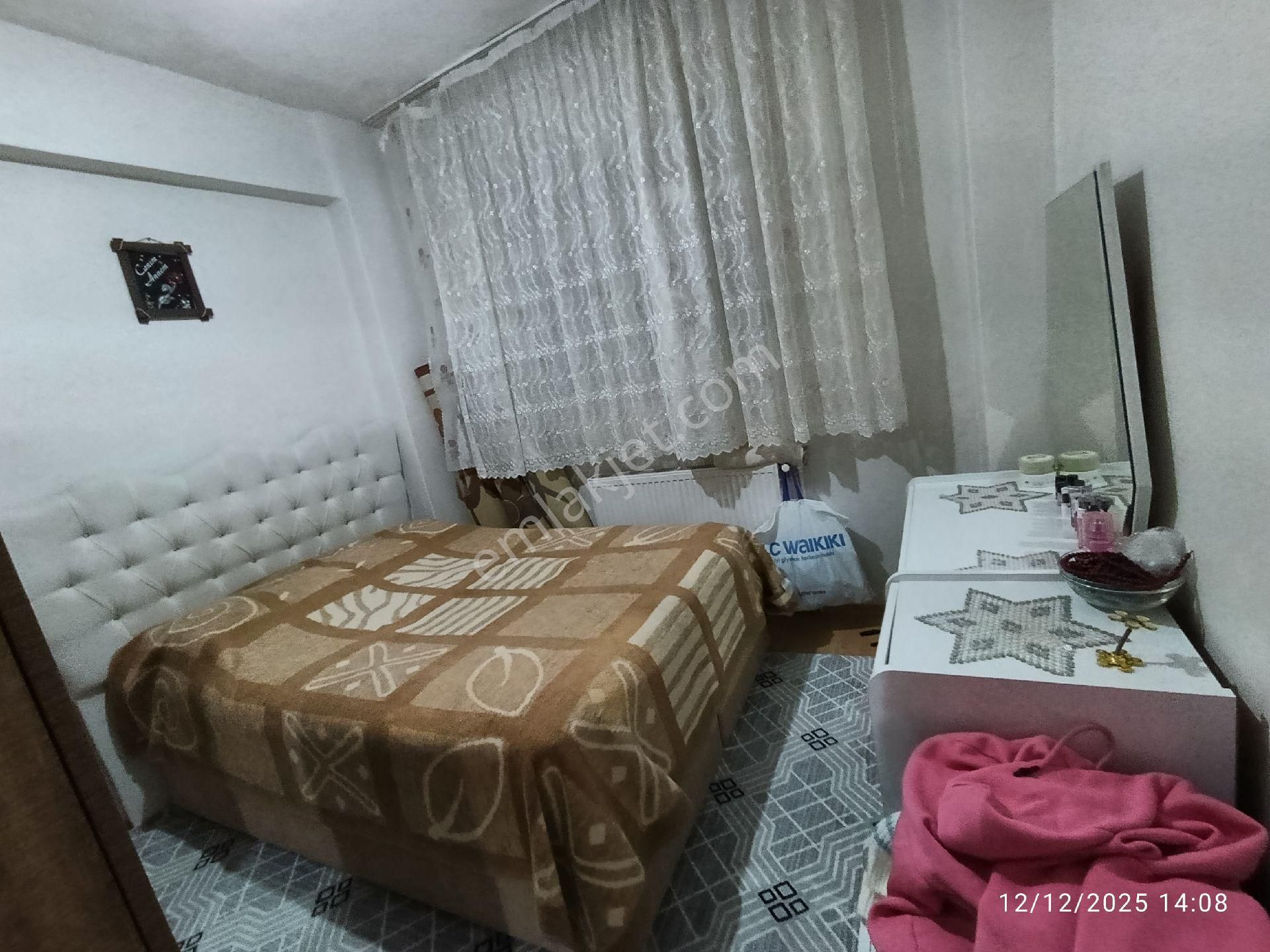 Hicret Gayrimenkul Fatih 2+1 110 M2 Geniş Ferah Kullanışlı Daire Acil - Görsel 6