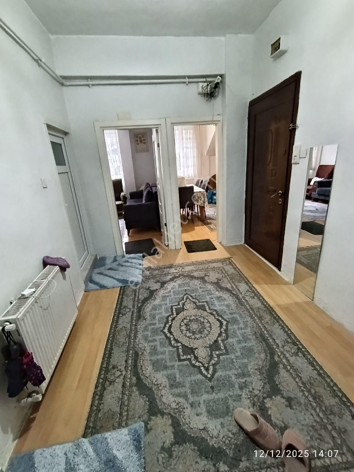 Hicret Gayrimenkul Fatih 2+1 110 M2 Geniş Ferah Kullanışlı Daire Acil - Görsel 16