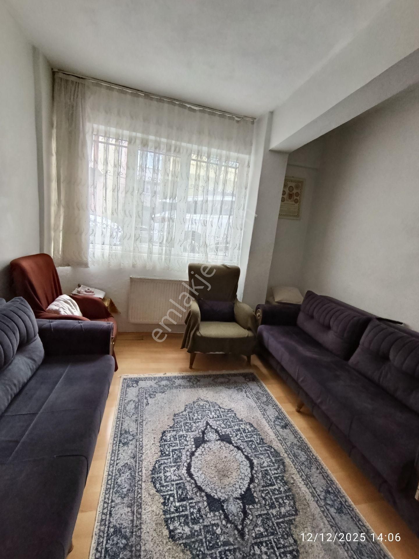 Hicret Gayrimenkul Fatih 2+1 110 M2 Geniş Ferah Kullanışlı Daire Acil - Görsel 2