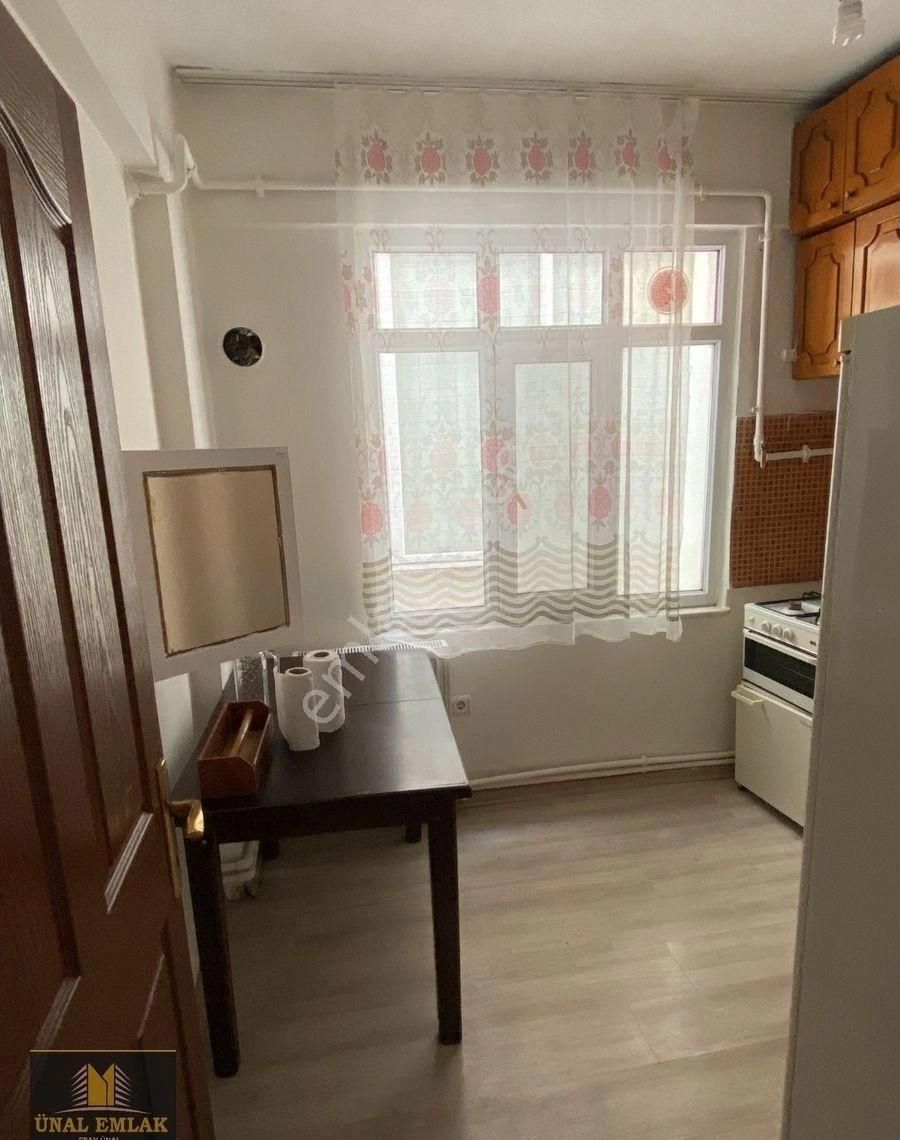 Ünal Emlak'tan Bandırma Pazartesi Paz.içi 3+1 Arakat Kombili Daire - Görsel 12