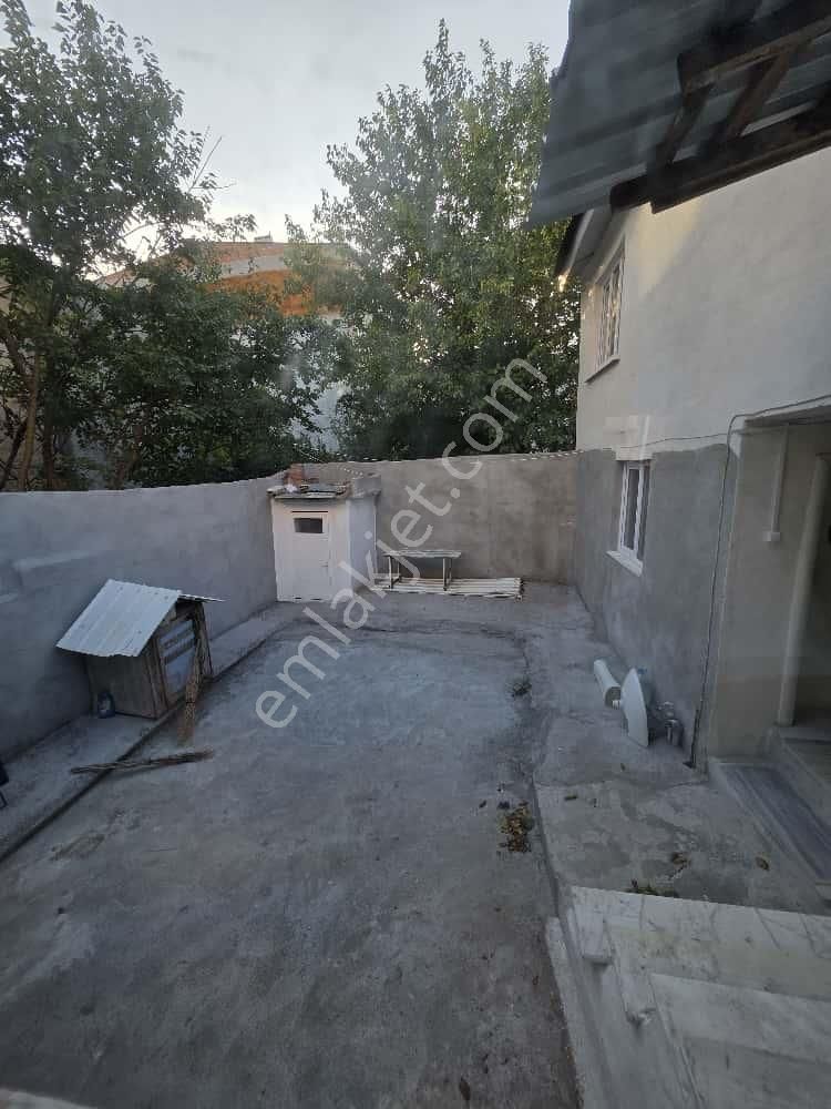 İnceoğlundan Çırpan Mahallesin'de 3+1 Müstakil Satılık Ev - Görsel 11