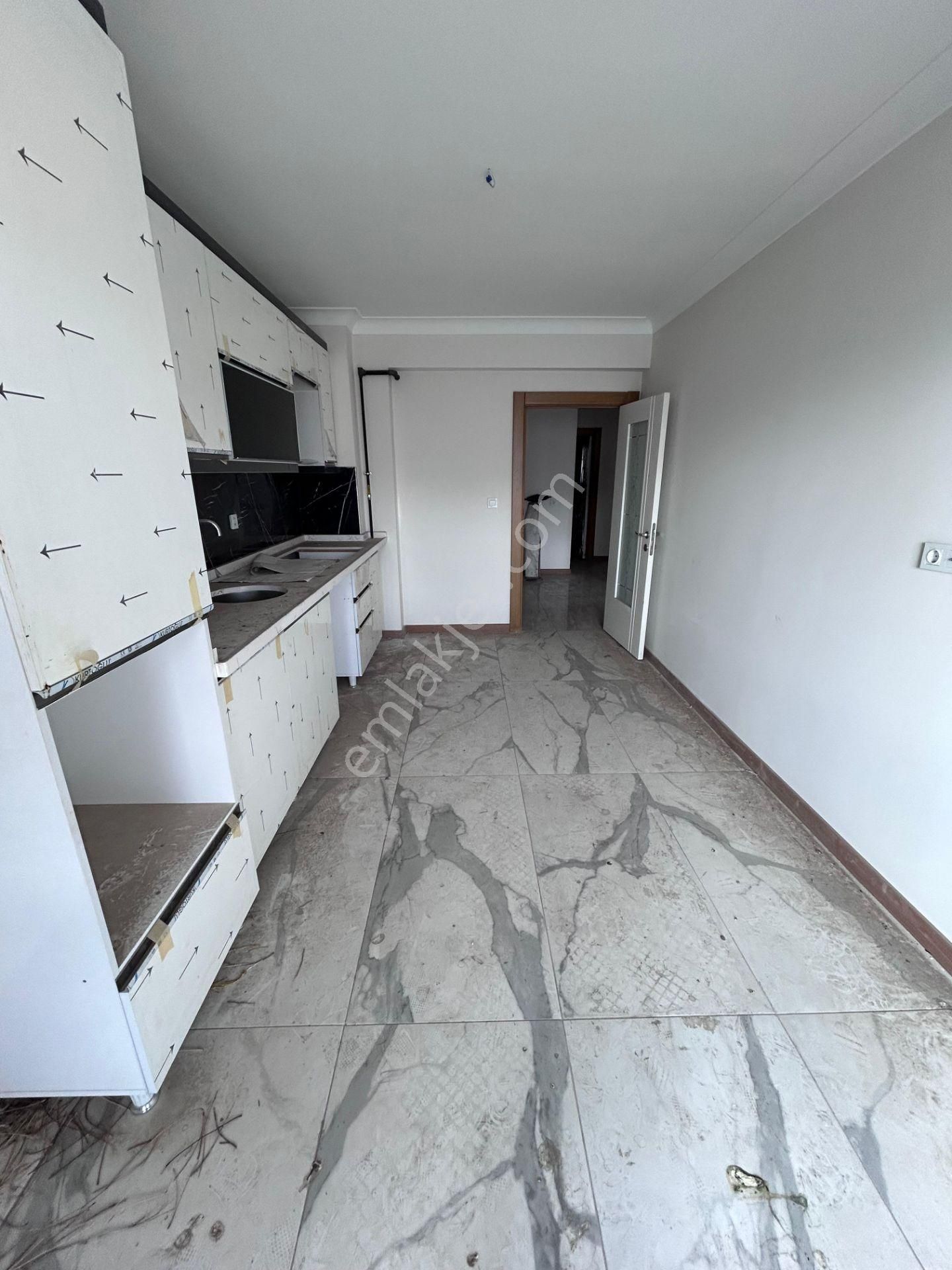 Lider Emlak'tan Güneşevlerde 8. Katta 3+1 Satılık Daire - Görsel 4