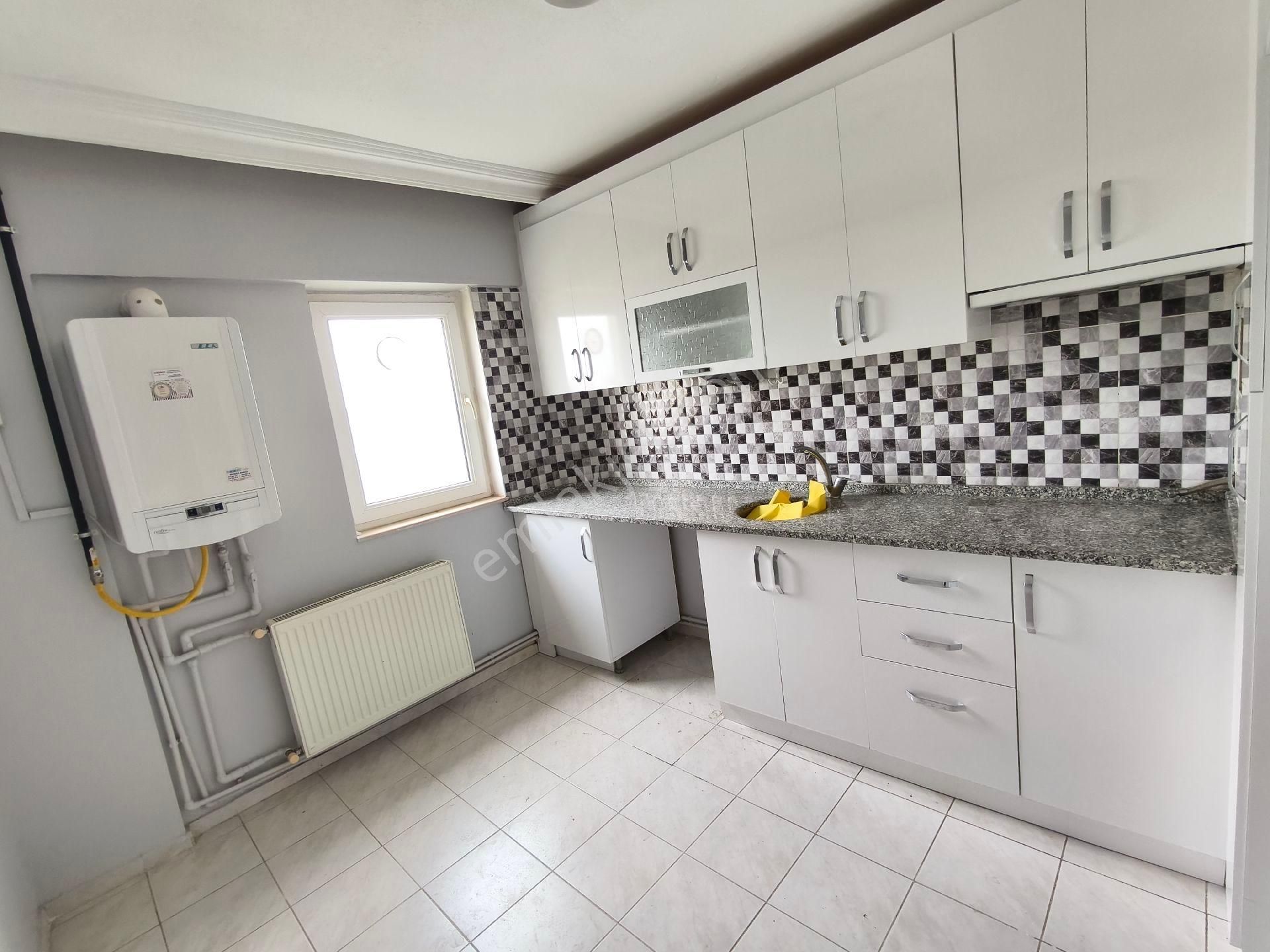 Pera'dan Sultandere 75.yıl Mahallesi Kiralık 3+1 Bakımlı Daire - Görsel 12