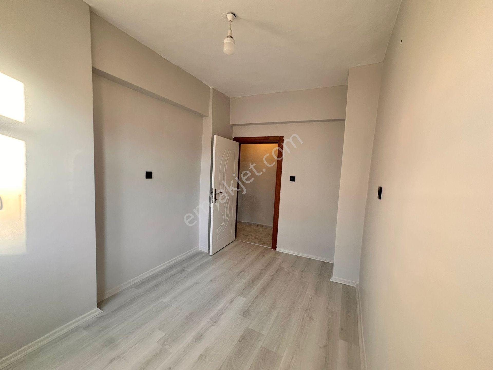 Mevlana Halit Mahallesi Polis Okulu Arka Tarafında Full Bakımlı Kooperatif 3+1 Satılık Daire - Görsel 11