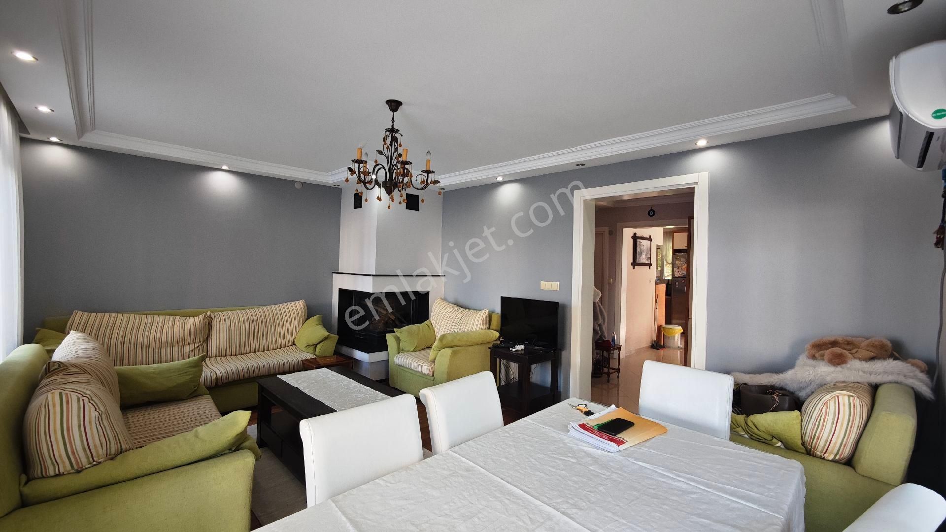 Urla Denizli Mh Havuzlu Site İçerisinde Kiralık Full Eşyalı 4+1 Villa - Görsel 18