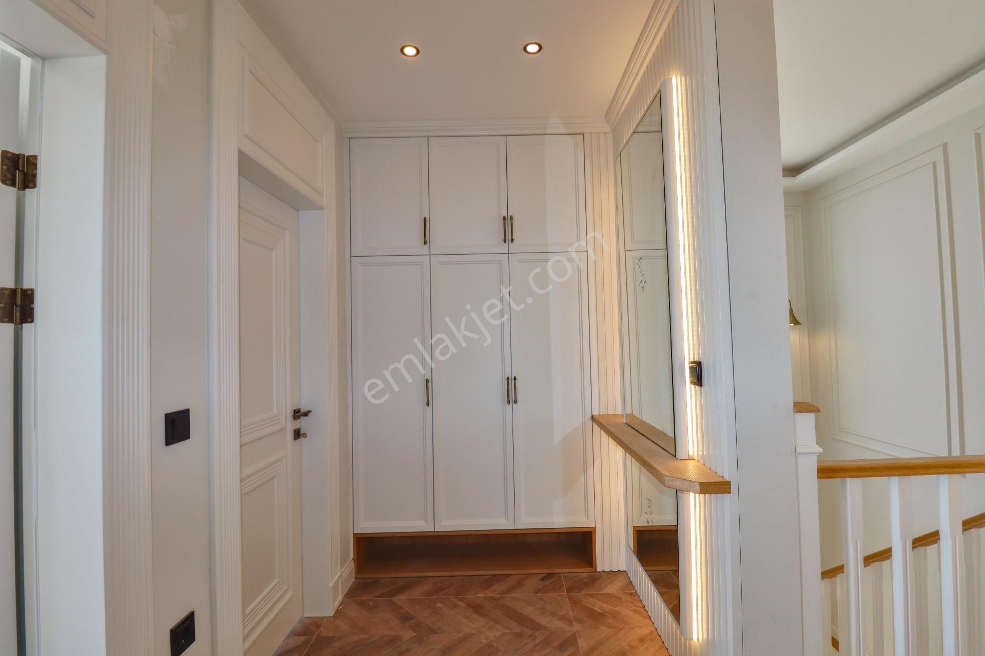 Balıkesir Altınoluk'ta Satılık Asansörlü Ultra Lüks Villa - Görsel 25