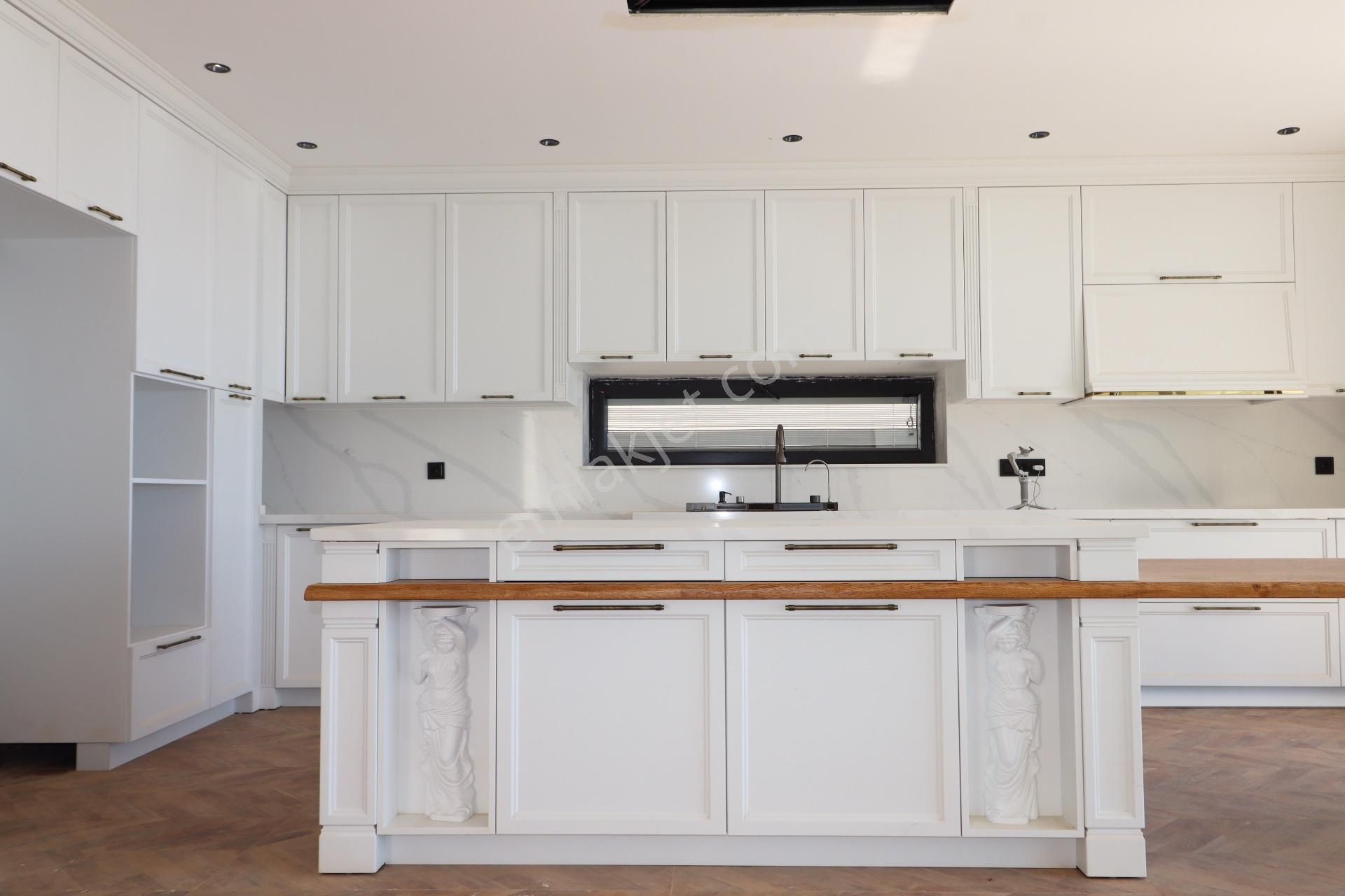 Balıkesir Altınoluk'ta Satılık Asansörlü Ultra Lüks Villa - Görsel 34