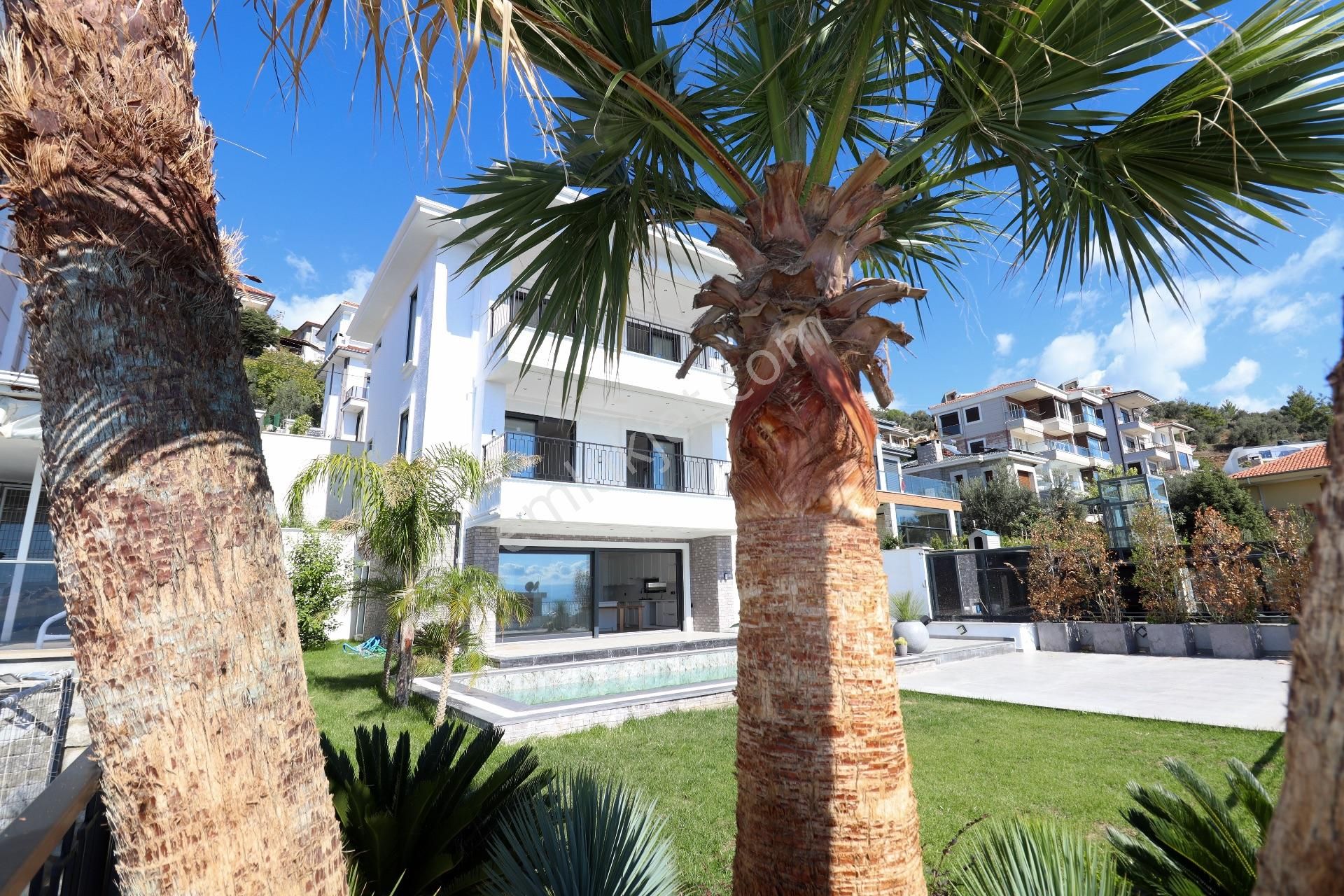 Balıkesir Altınoluk'ta Satılık Asansörlü Ultra Lüks Villa - Görsel 20