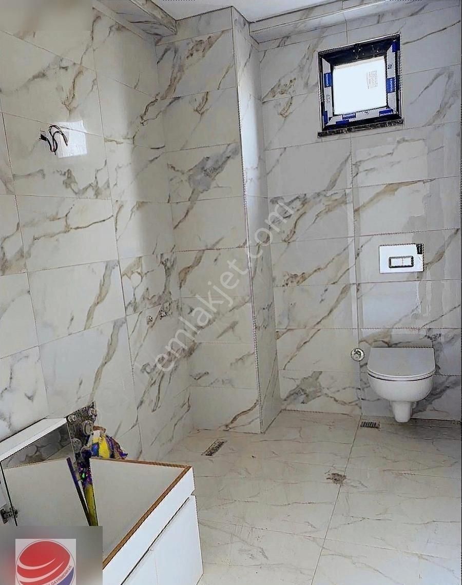 Üniversite 50mz Yakınında Toki Lisesi Yakın 1+1 Satılık Daıre