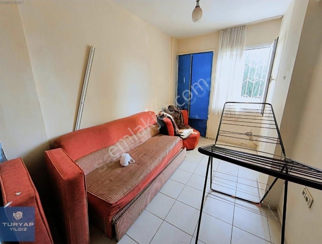 Buca Dumlupınar Mahallesi Heykel Meydanda Teraslı 3+1//ünüversite Bölgesinde/40yıllık Satılk Daire - Görsel 9