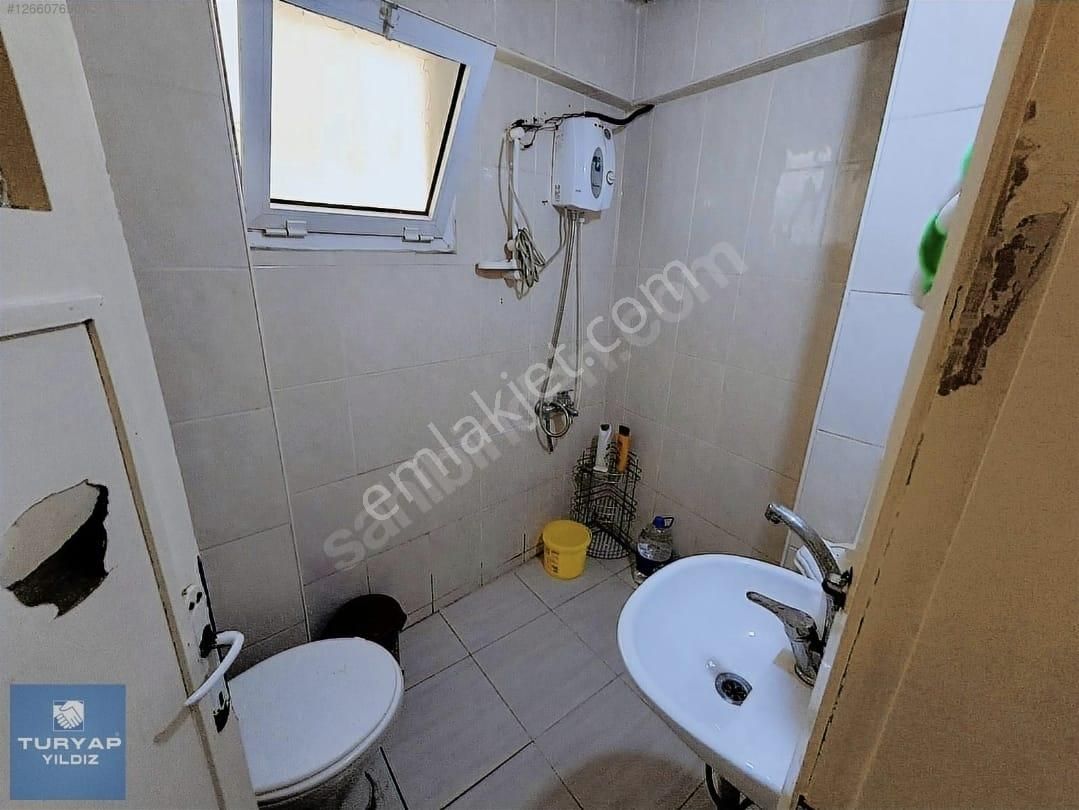 Buca Dumlupınar Mahallesi Heykel Meydanda Teraslı 3+1//ünüversite Bölgesinde/40yıllık Satılk Daire - Görsel 10